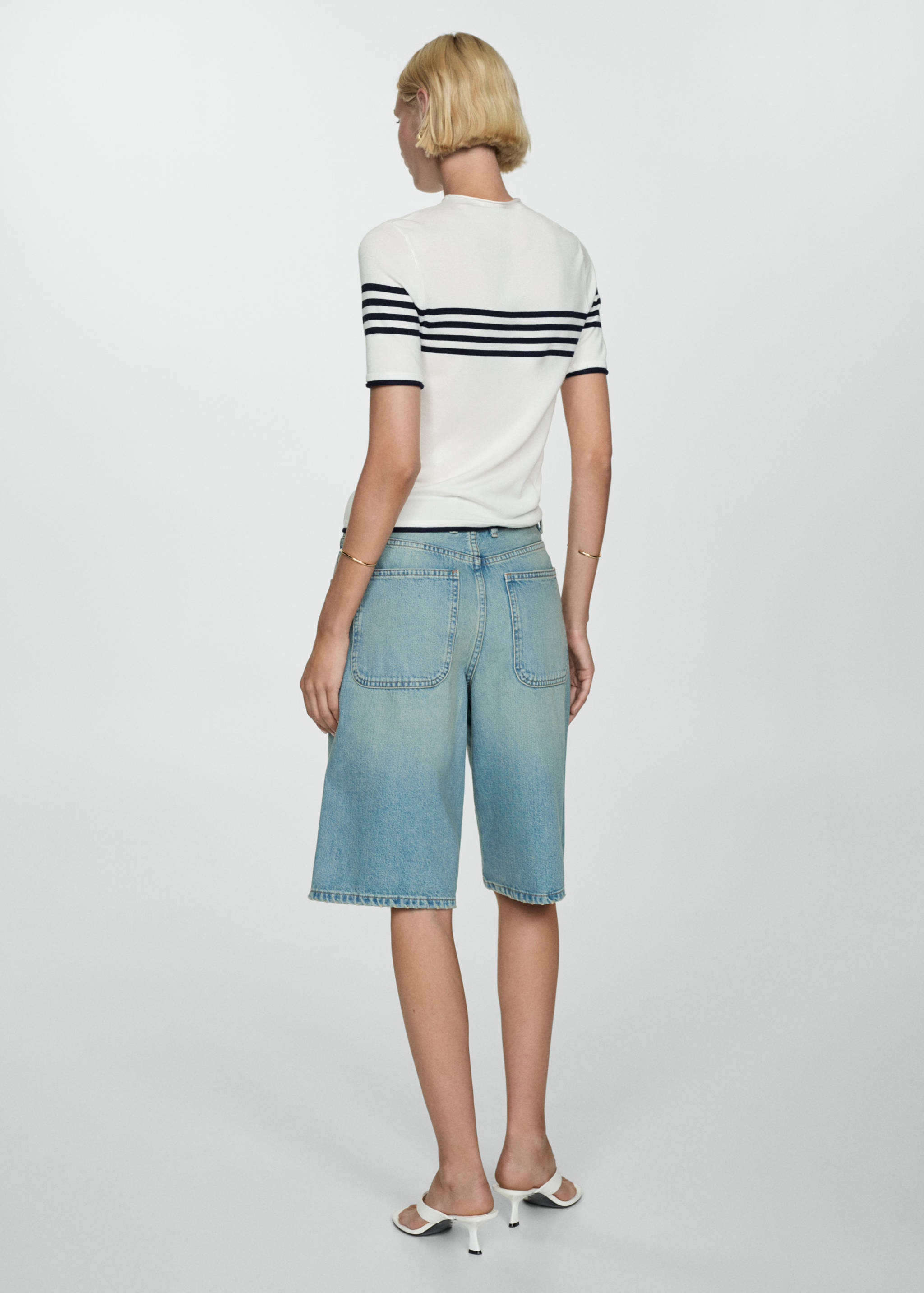 Striped fine-knit sweater - Reverse of the article