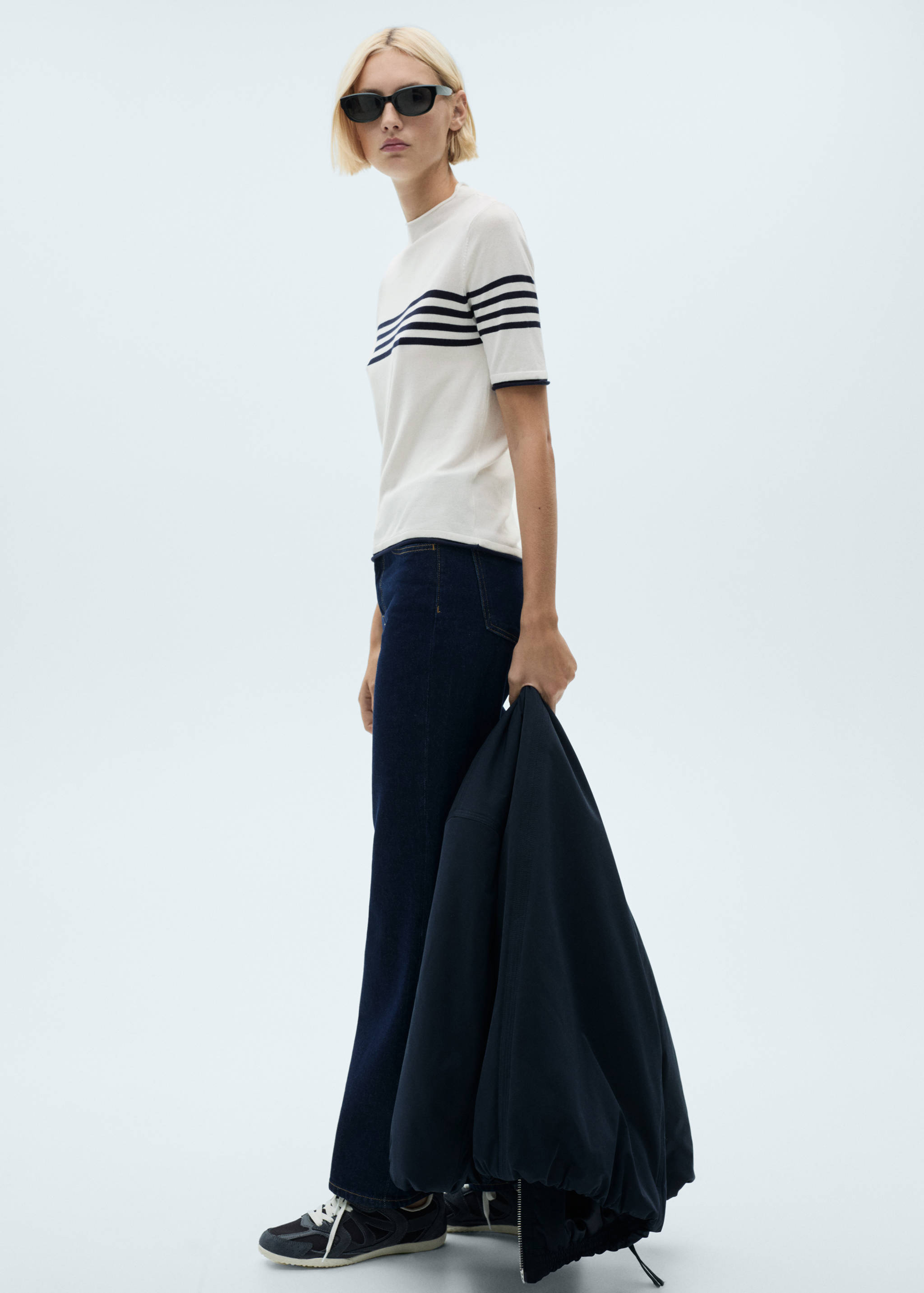 Striped fine-knit sweater - Details of the article 2