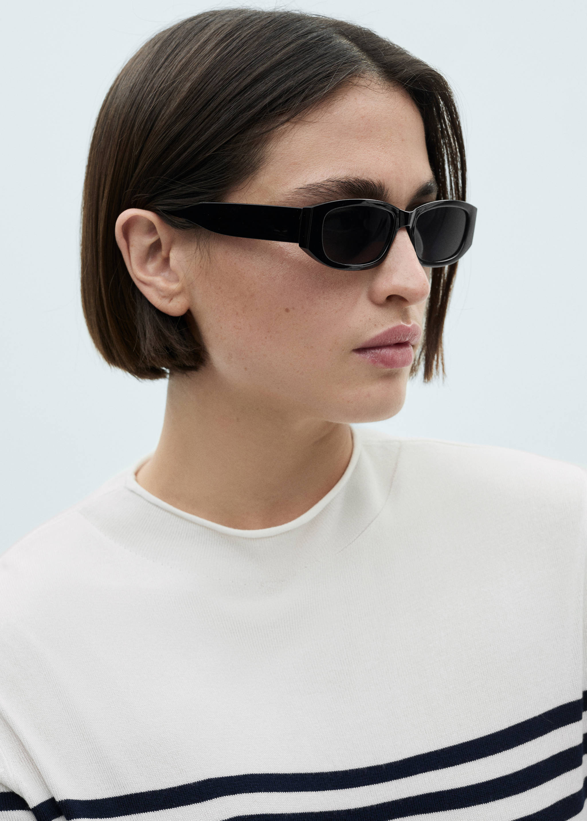 Striped fine-knit sweater - Details of the article 4