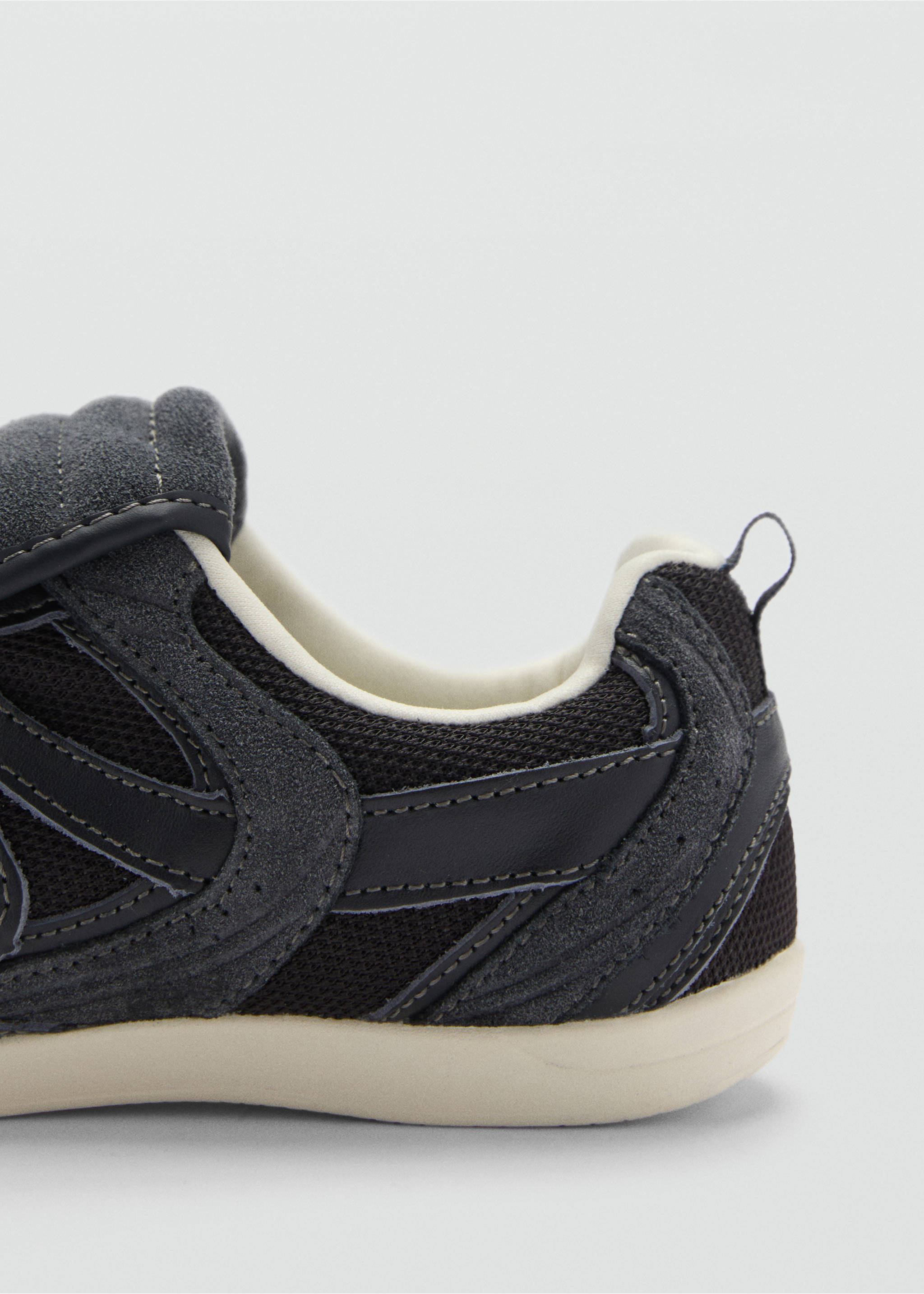 Leather panel sneakers - Details of the article 2, Night Blue. Ref: 77095638-00.