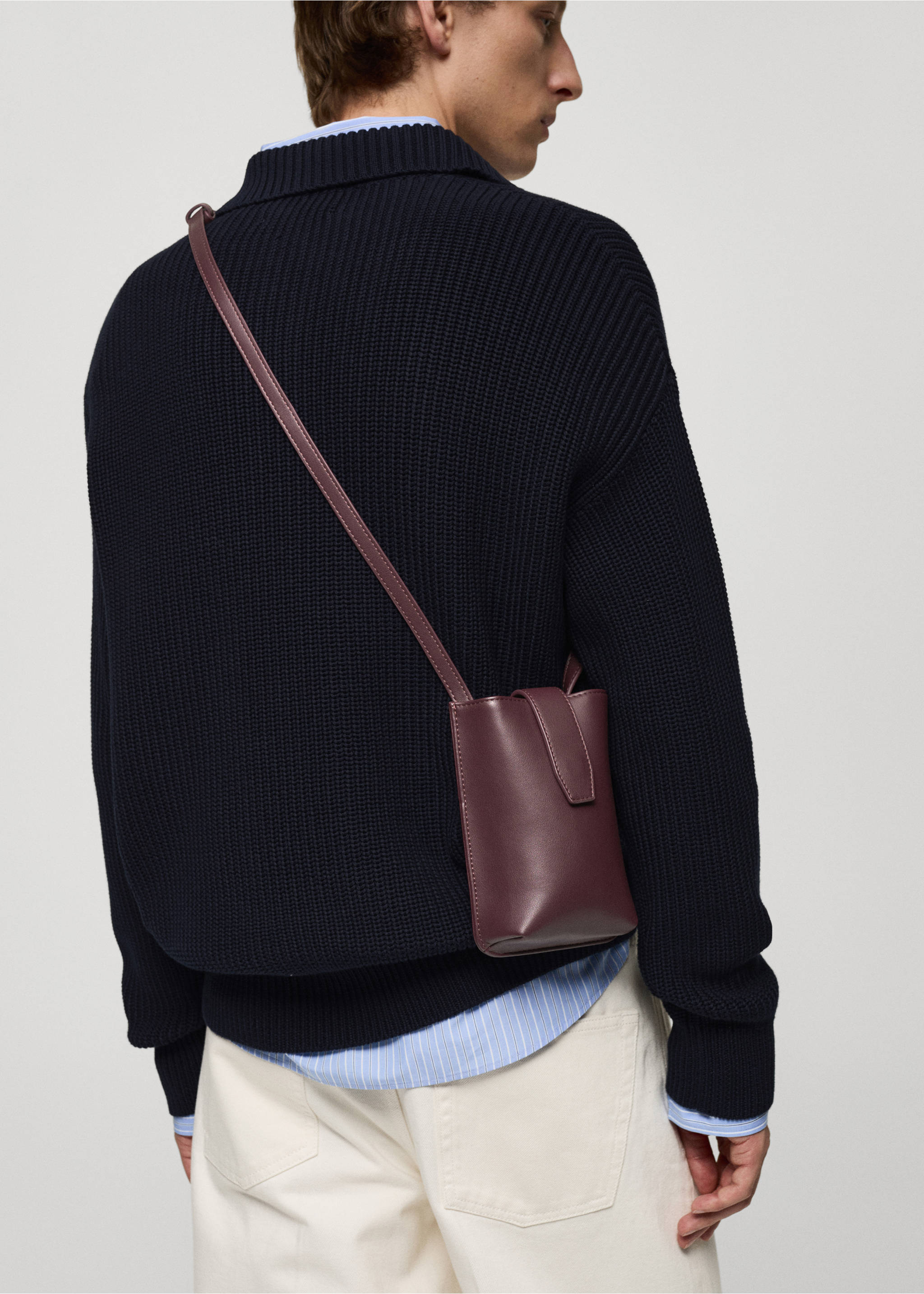 Mini faux-leather shoulder bag - Details of the article 9, Burgundy. Ref: 77095639-00.