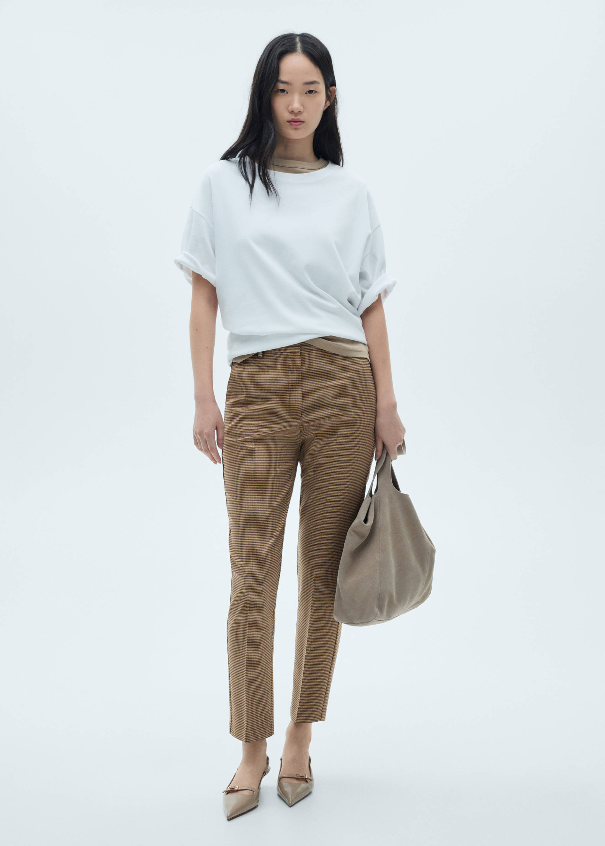 سراويل ضيقة بخصر متوسط - رؤية عامة