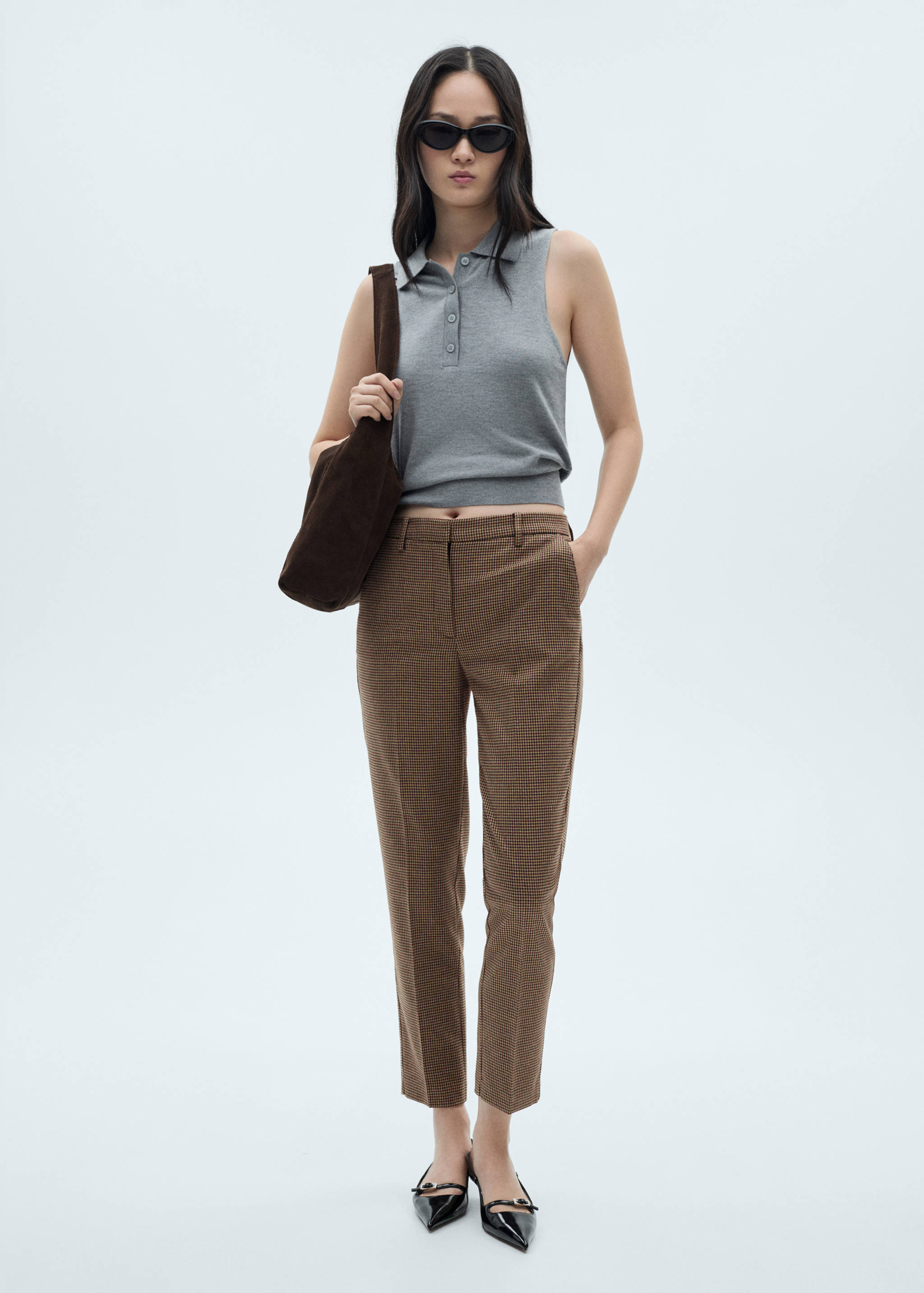 سراويل ضيقة بخصر متوسط - رؤية عامة