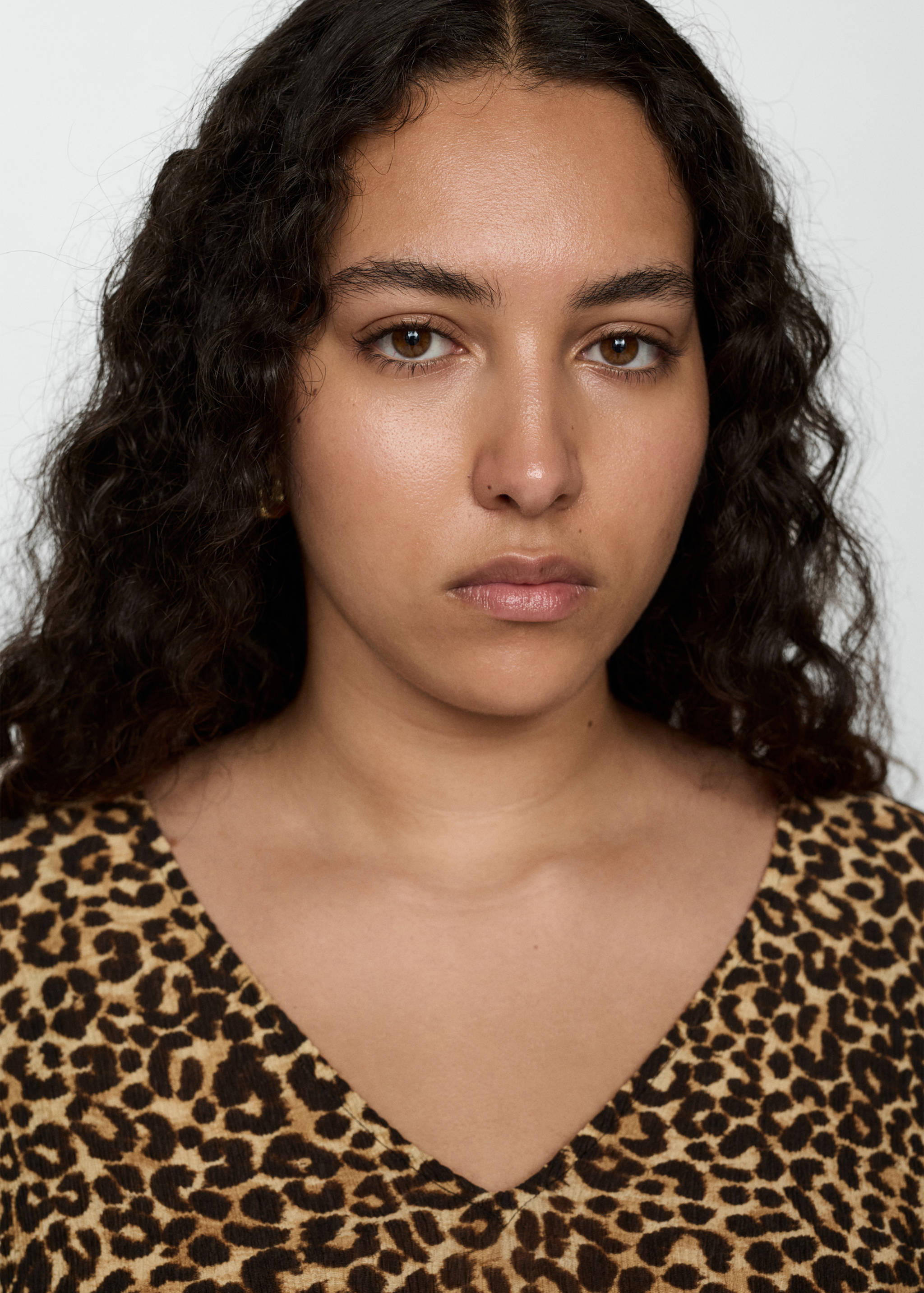 بلوزة بطبعة حيوان - تفاصيل المنتج 4