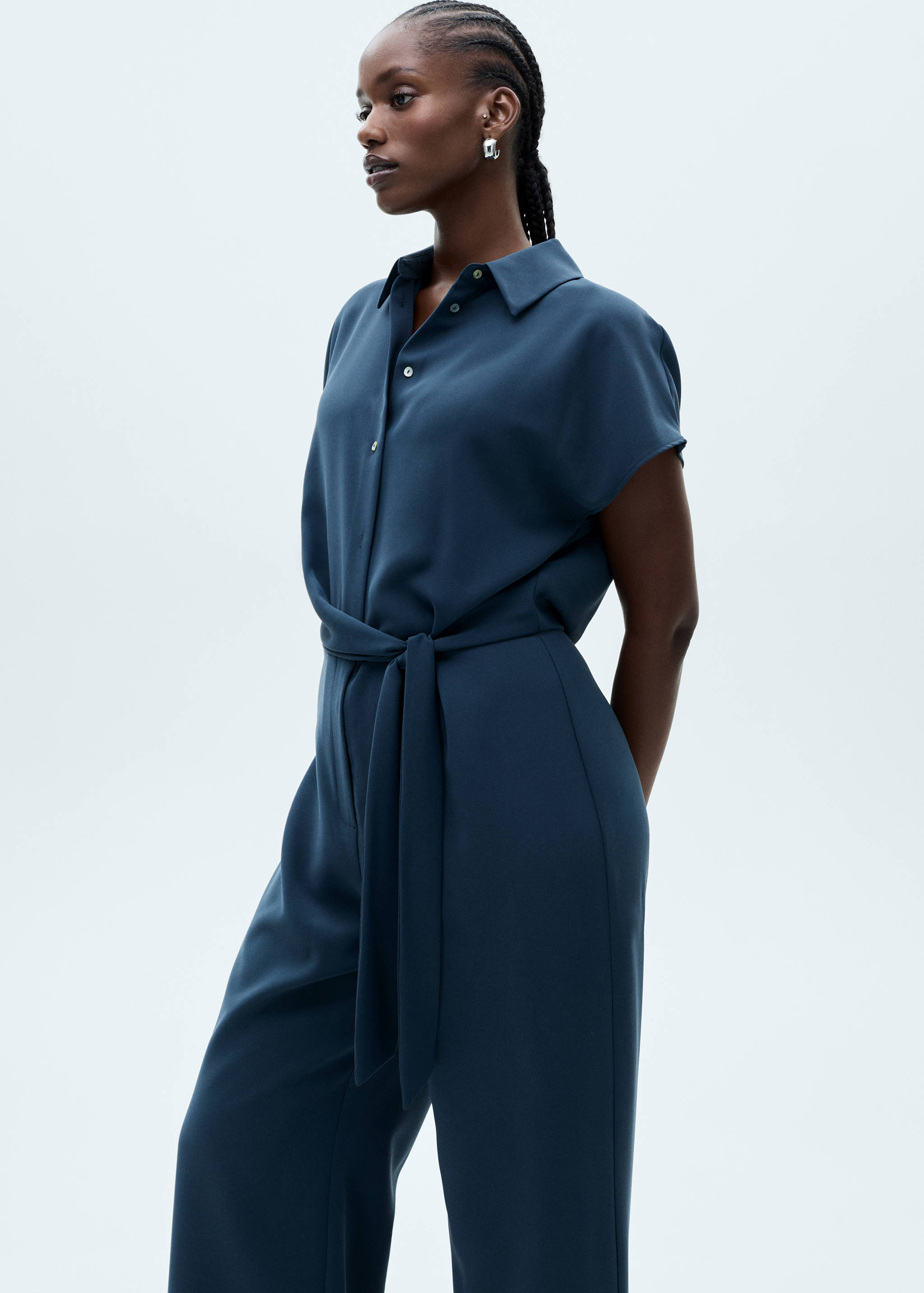 Long jumpsuit with lacing - Details of the article 5