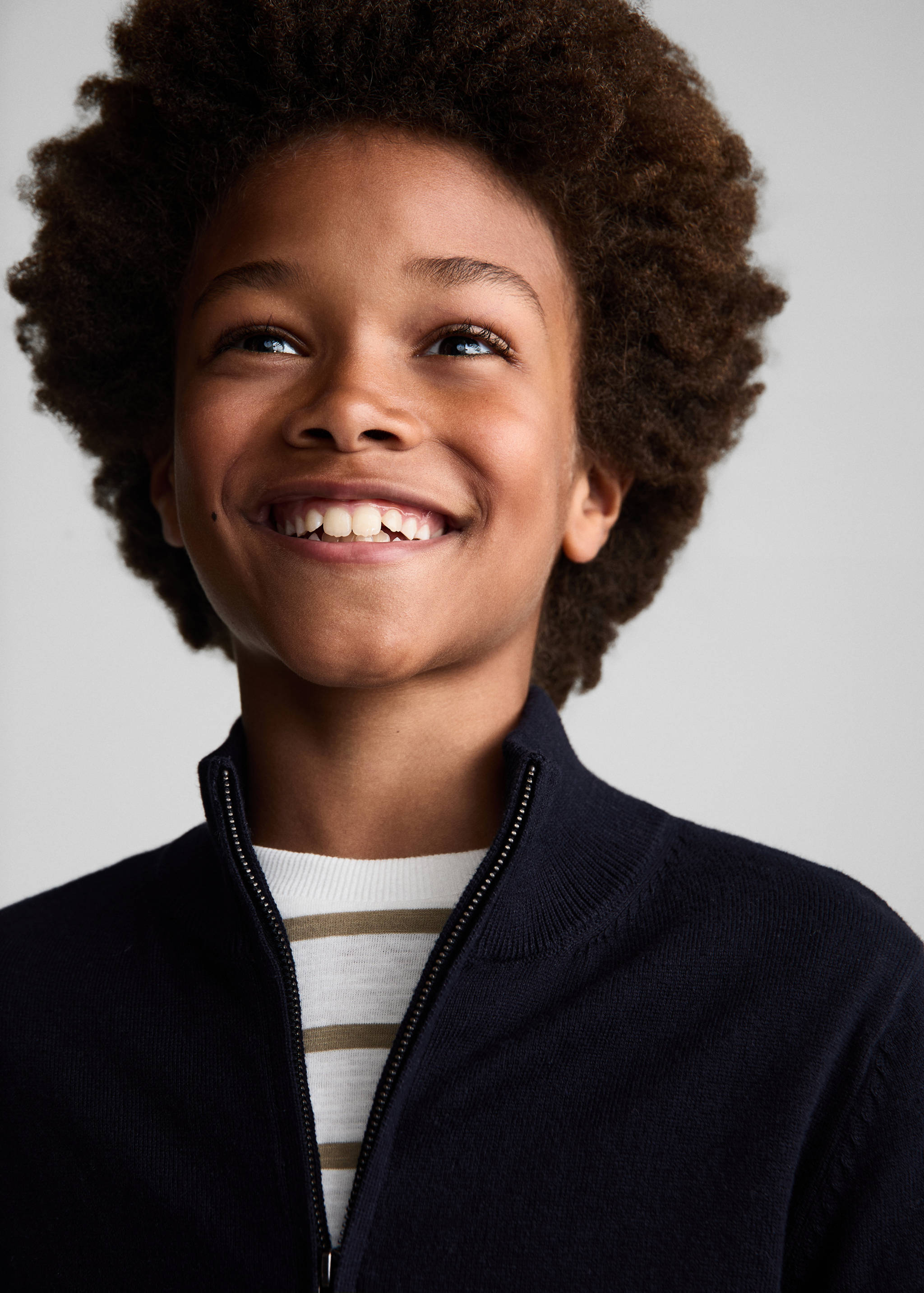 Zipped knit cardigan - Details of the article 1