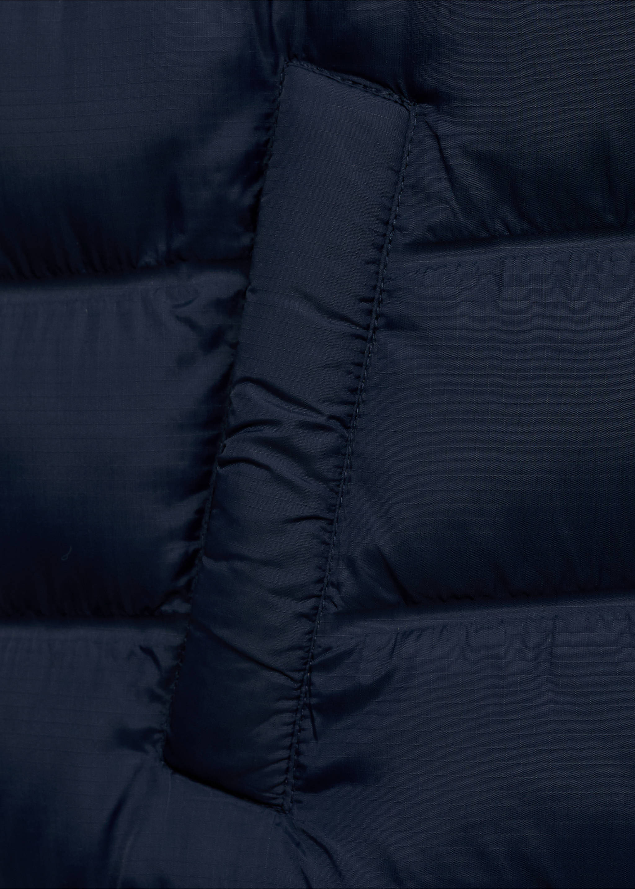 Gilet matelassé à capuche - Détail de l'article 8, Bleu marine foncé. Ref: 77095965-00.