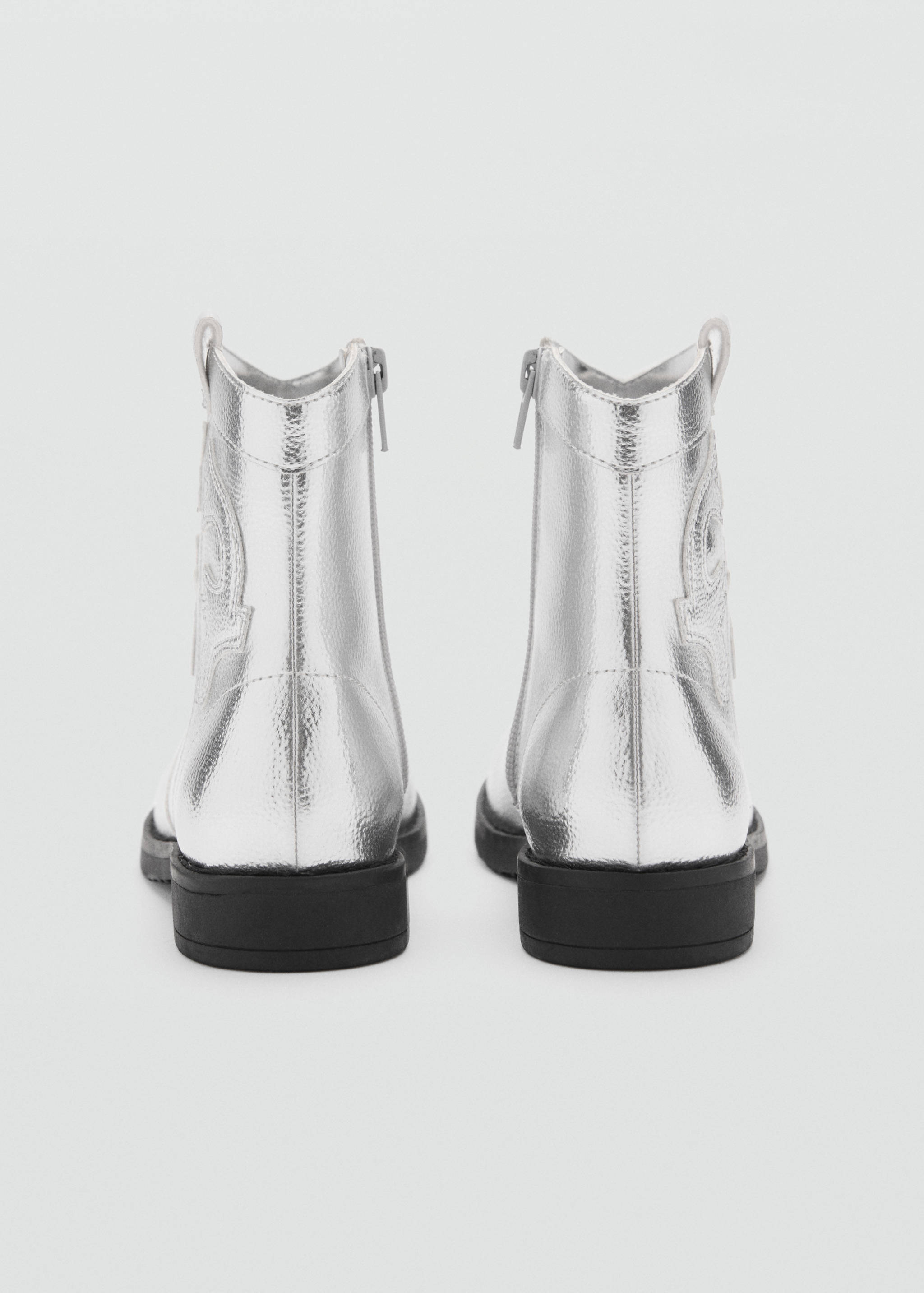 Zipped metallic boots - Details of the article 1