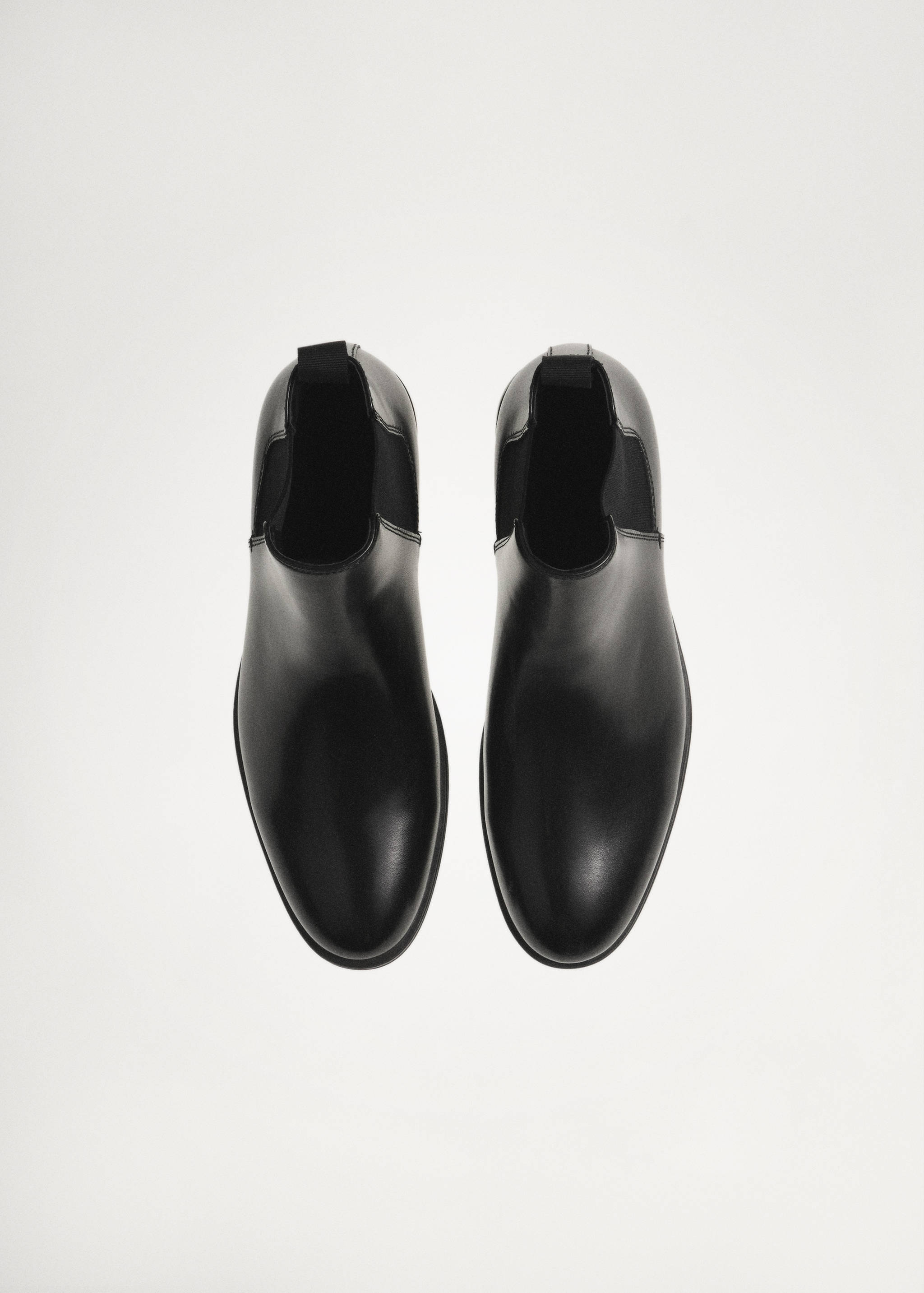 Polished leather chelsea boots - Details of the article 5