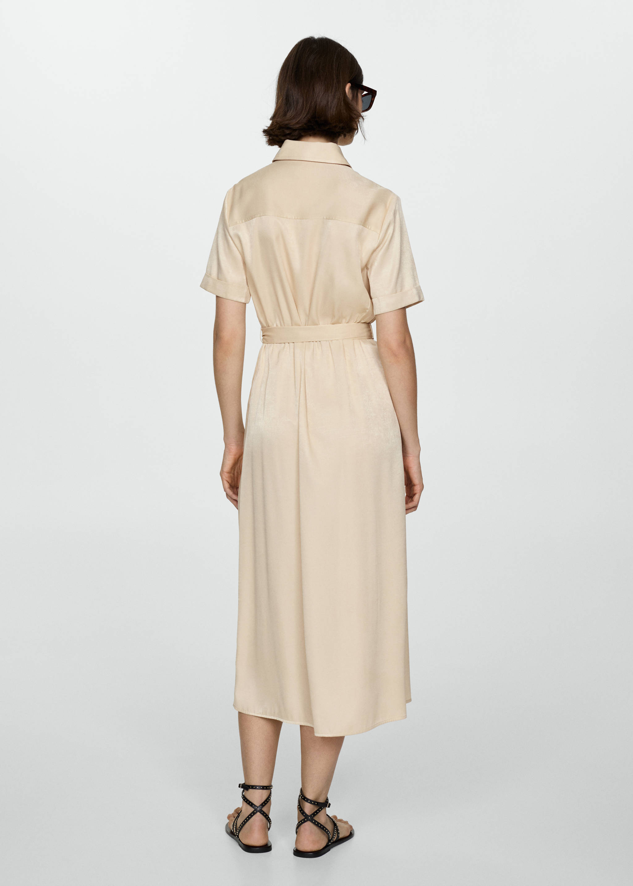 Vestido camisero satinado - Reverso del artículo