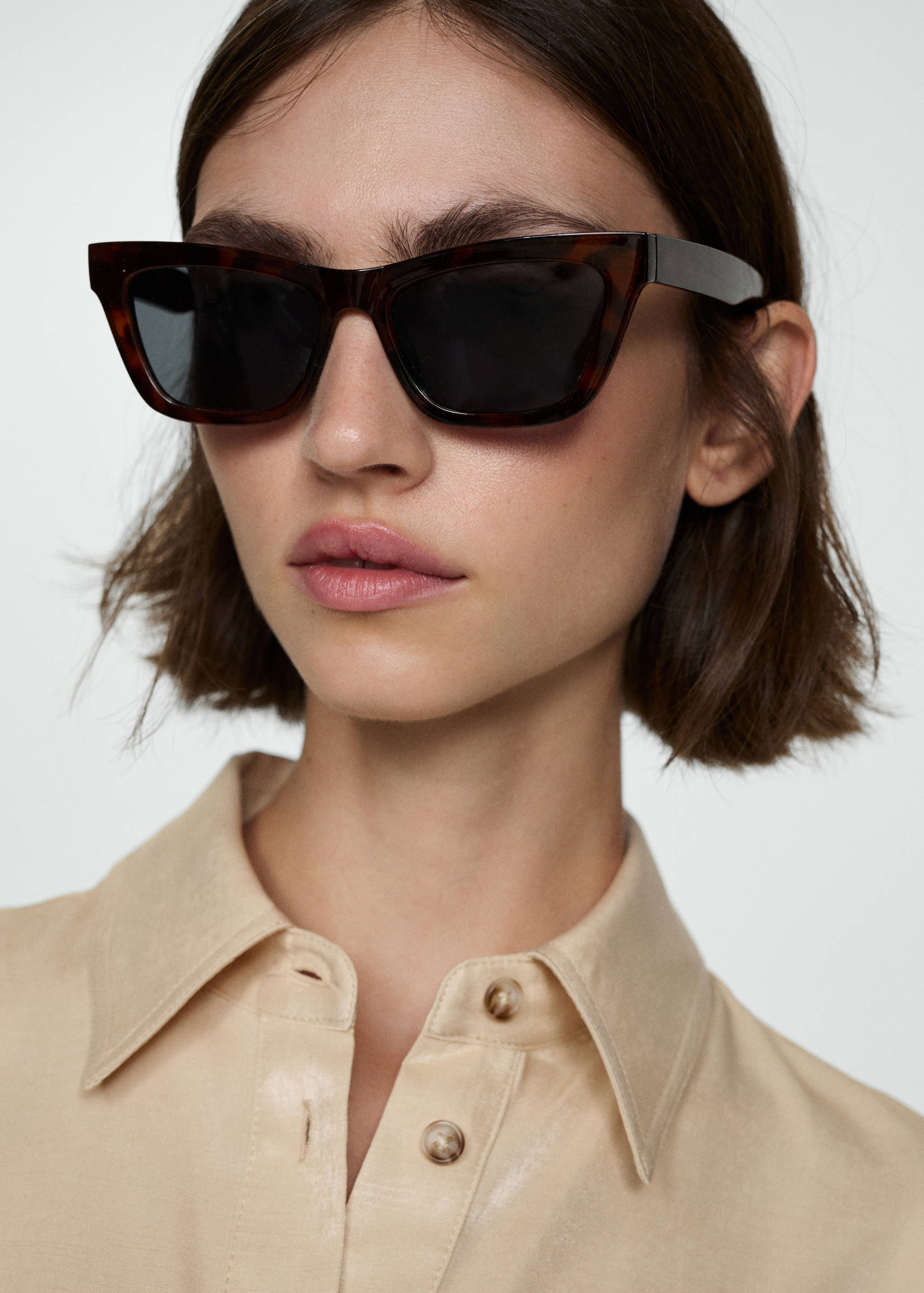 Vestido camisero satinado - Detalle del artículo 1