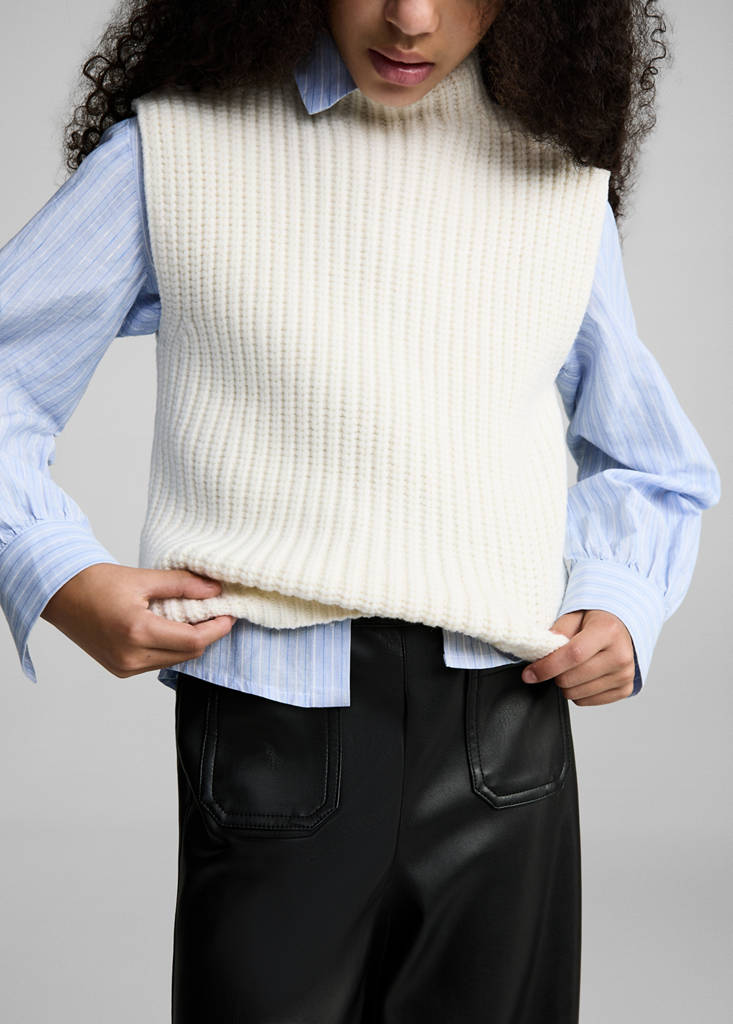 Faux-leather trousers — Black
