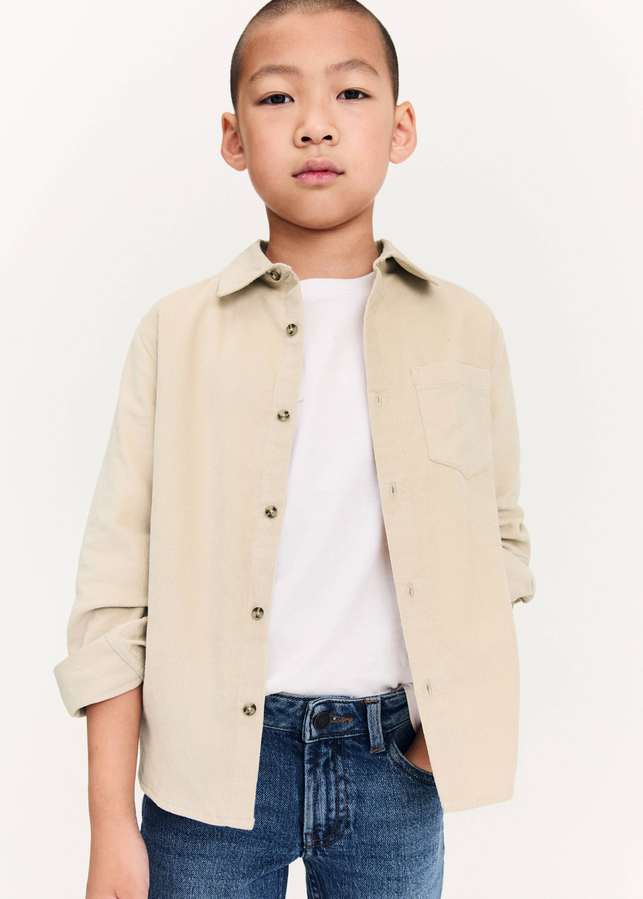 Рубашка regular fit из вельвета - Средний план