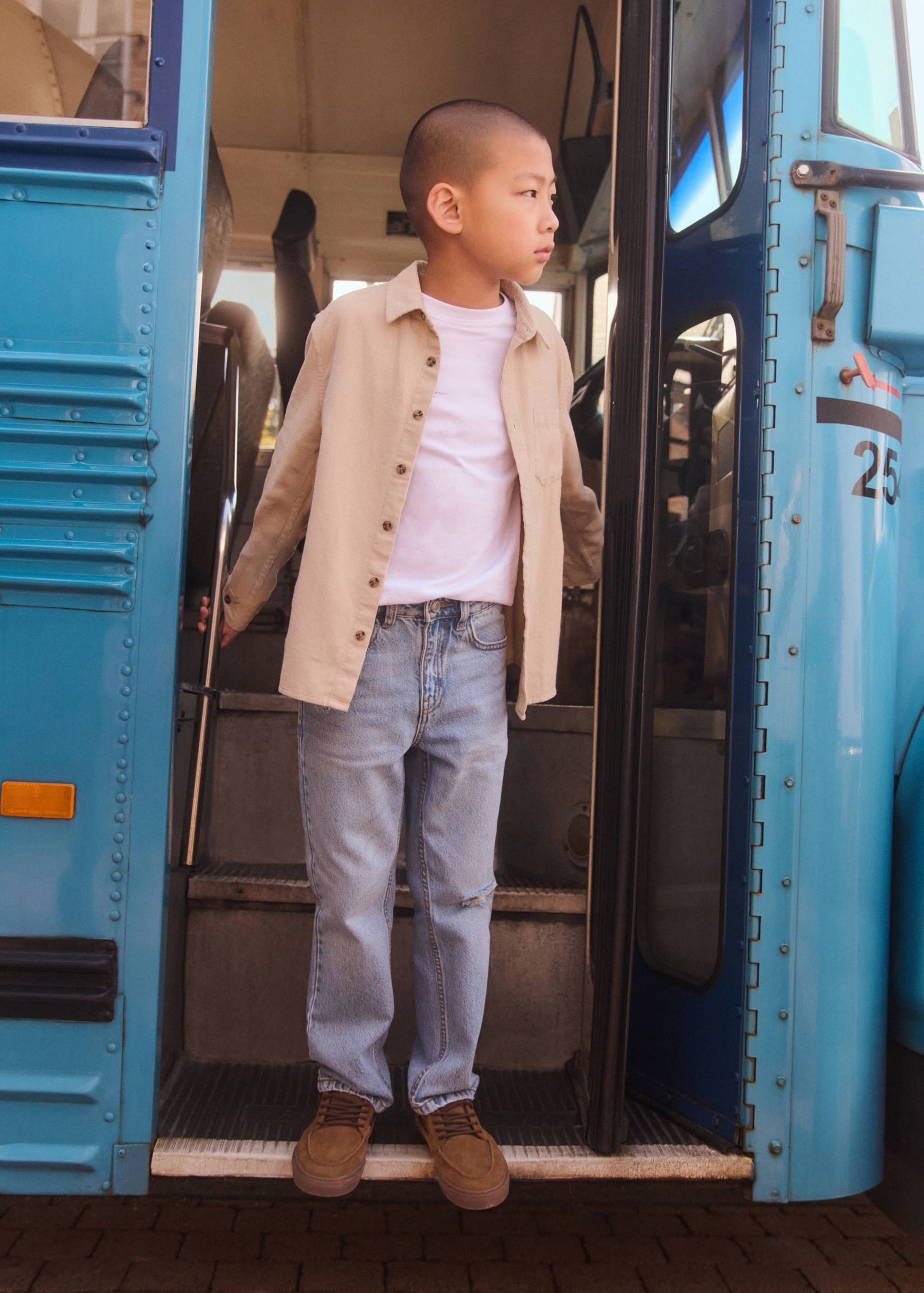 Πουκάμισο κοτλέ regular fit - Λεπτομέρεια του προϊόντος 5