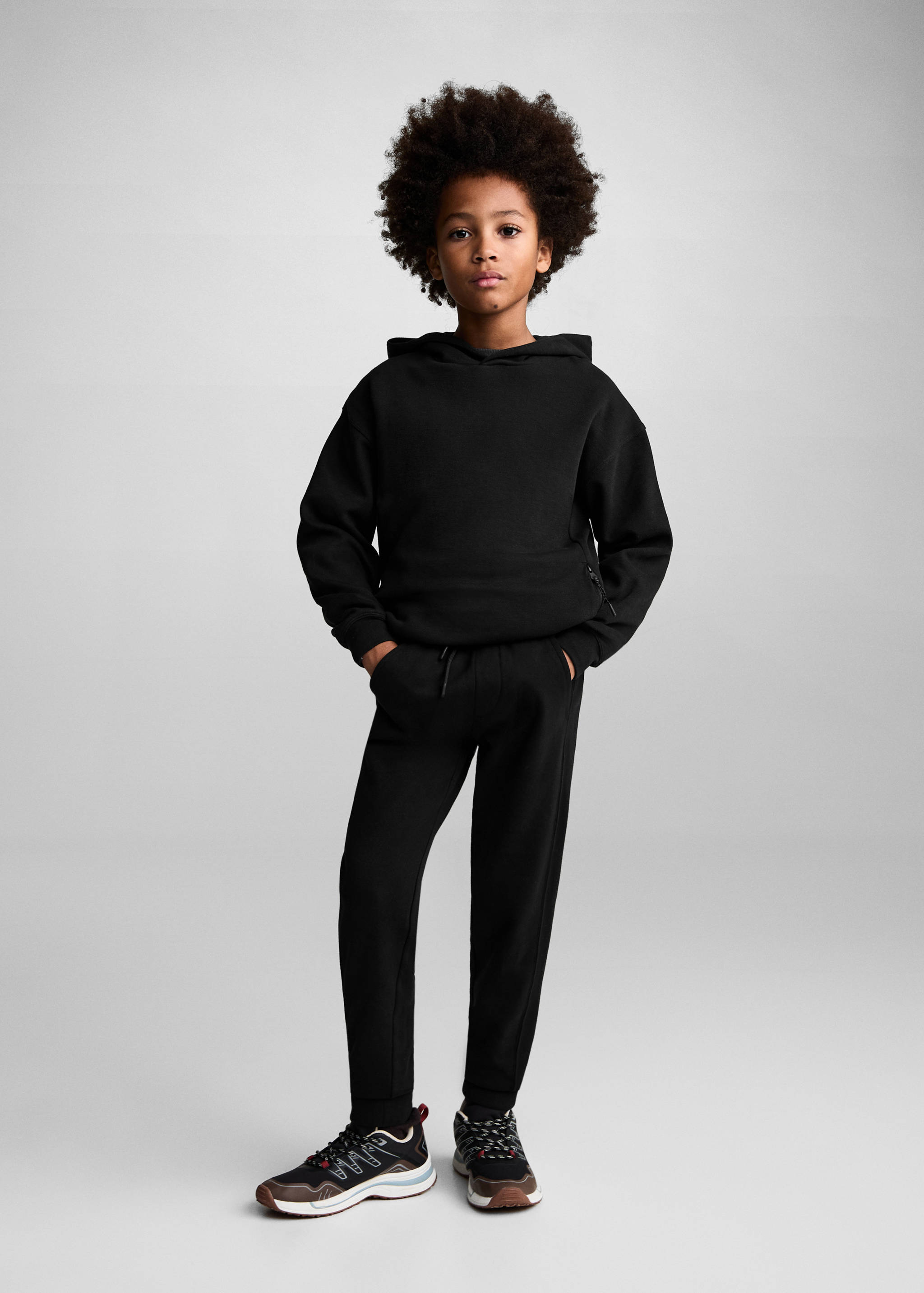 Cotton jogger trousers with pockets - General plane