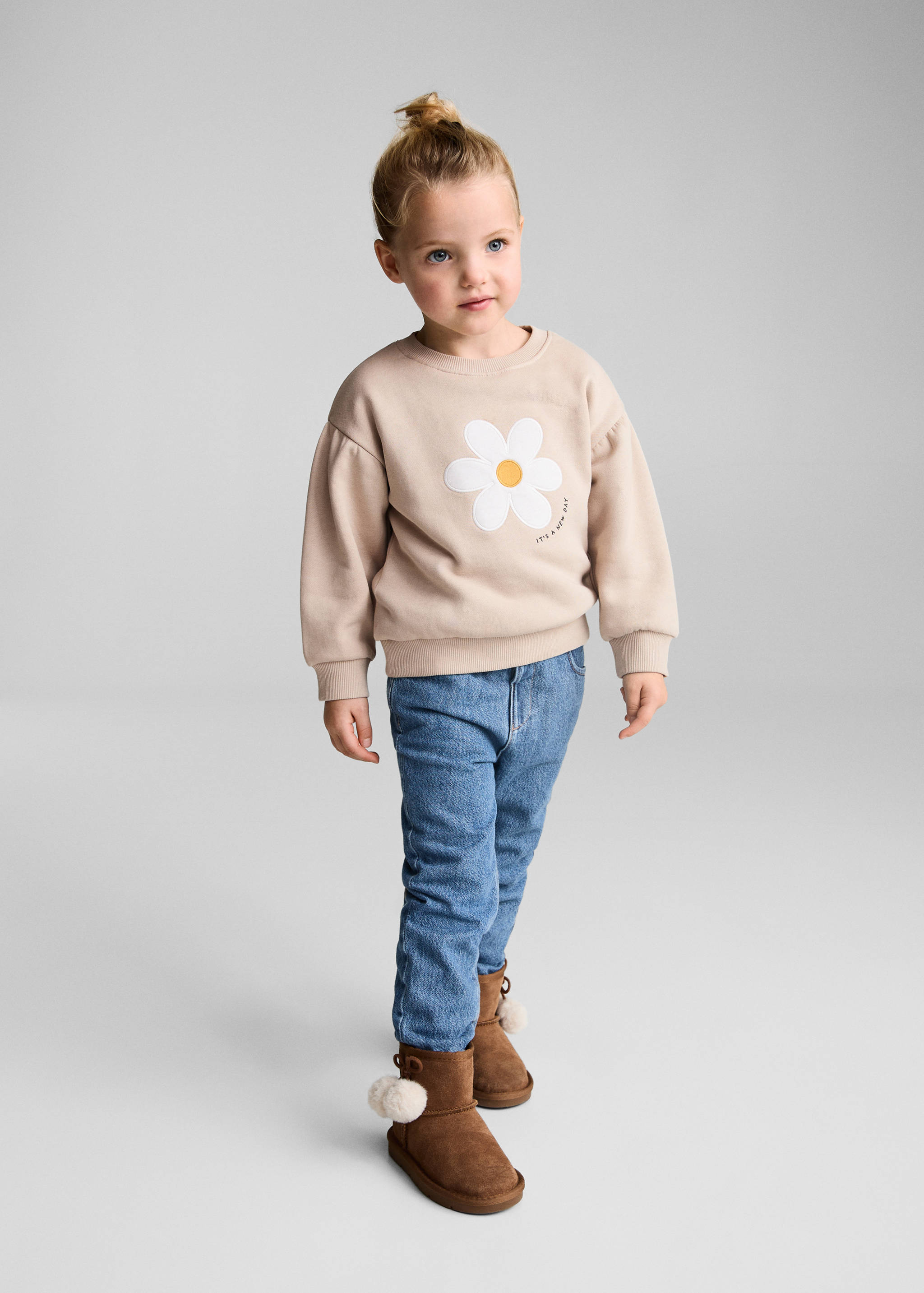 Embossed flower sweatshirt - General plane