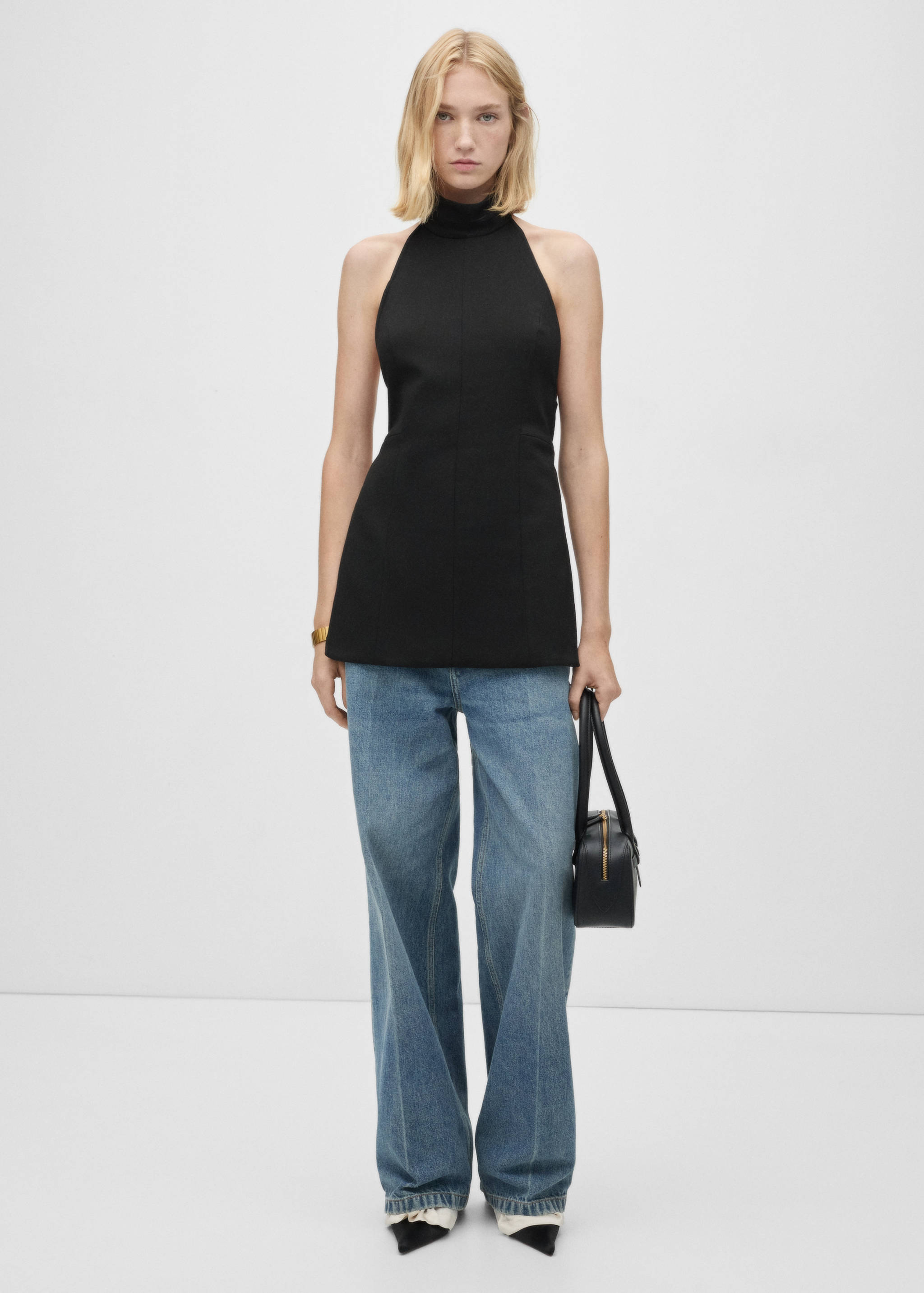 Halter top with open back - General plane