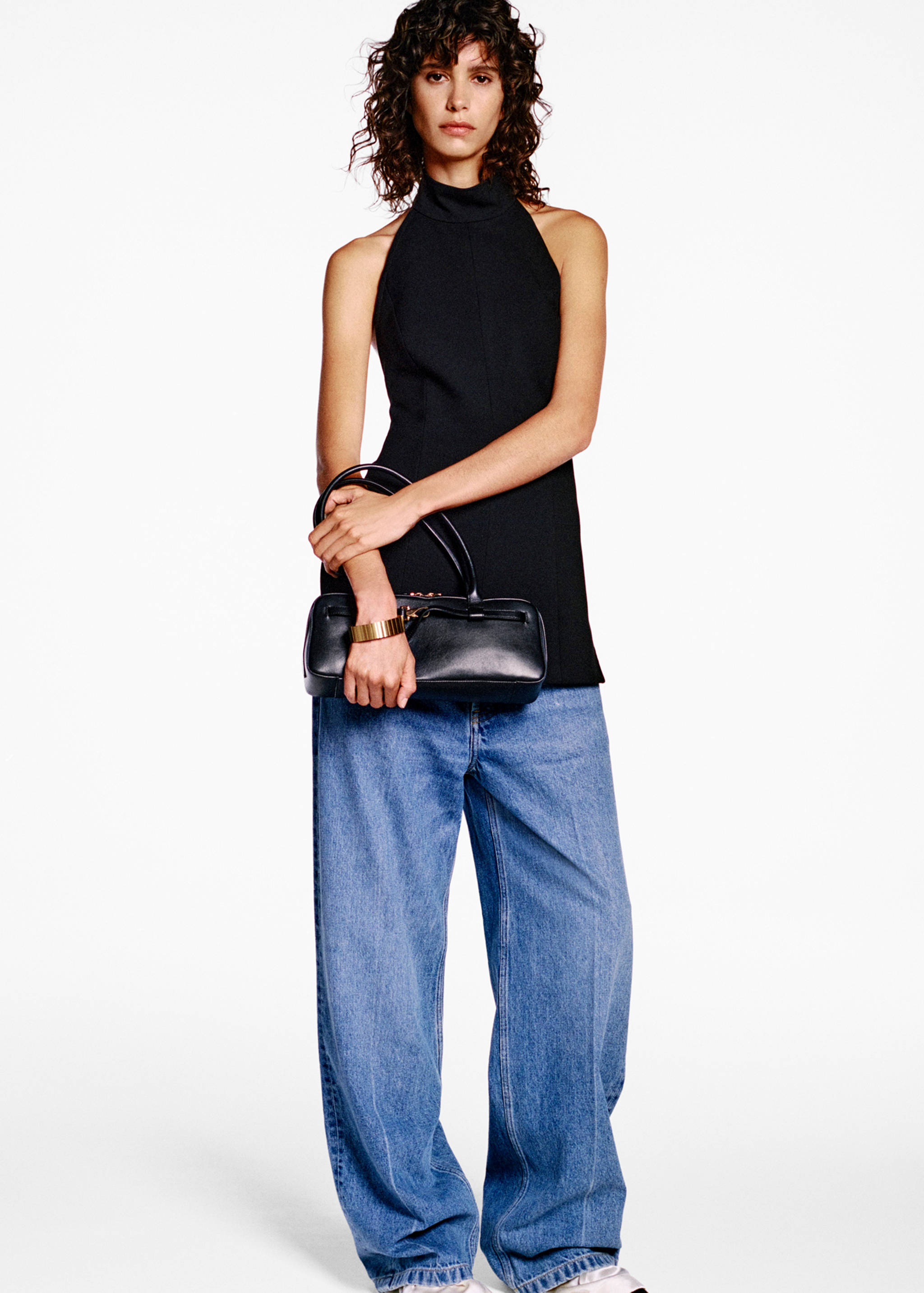 Halter top with open back - Details of the article 6