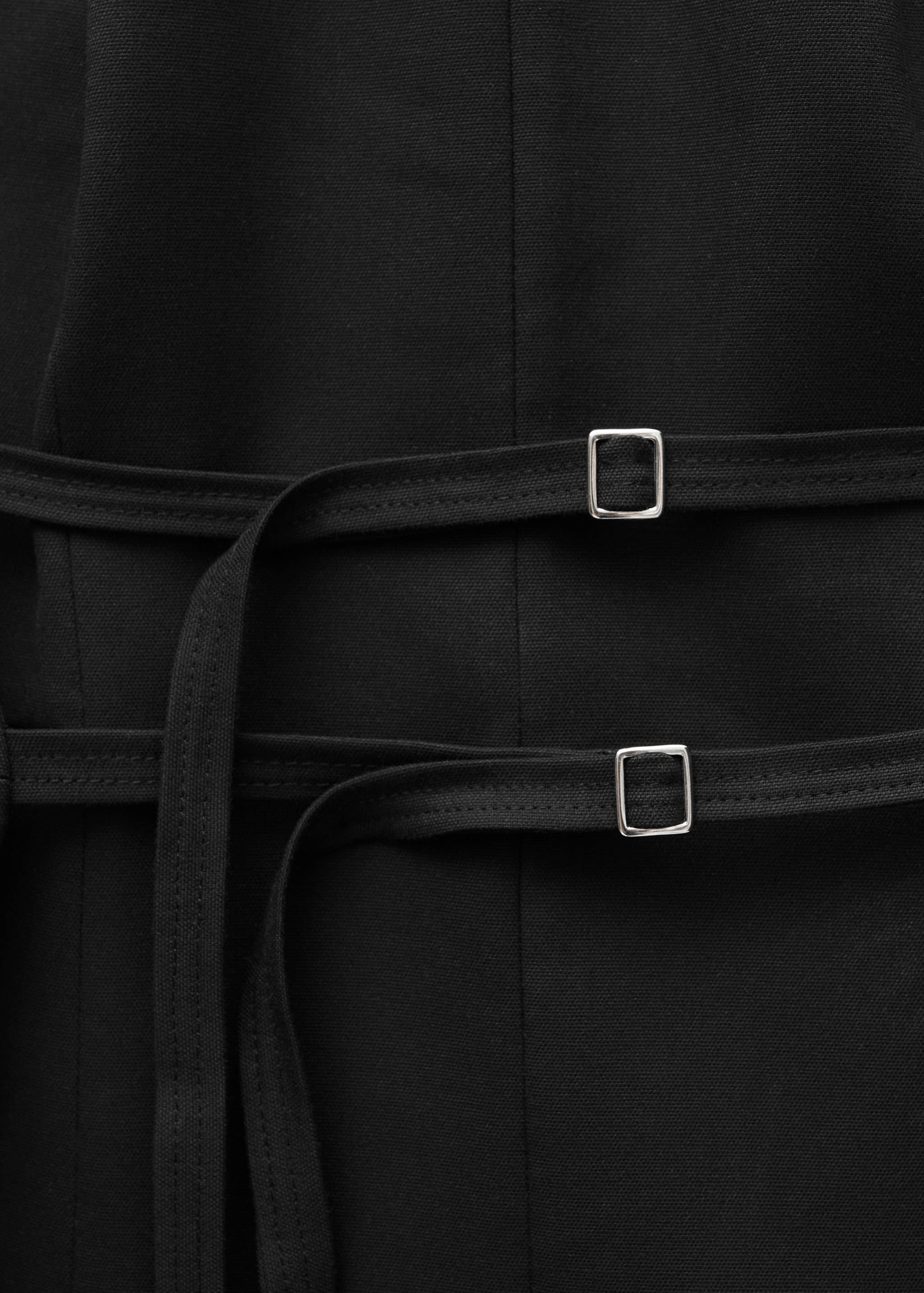 Halter top with open back - Details of the article 8