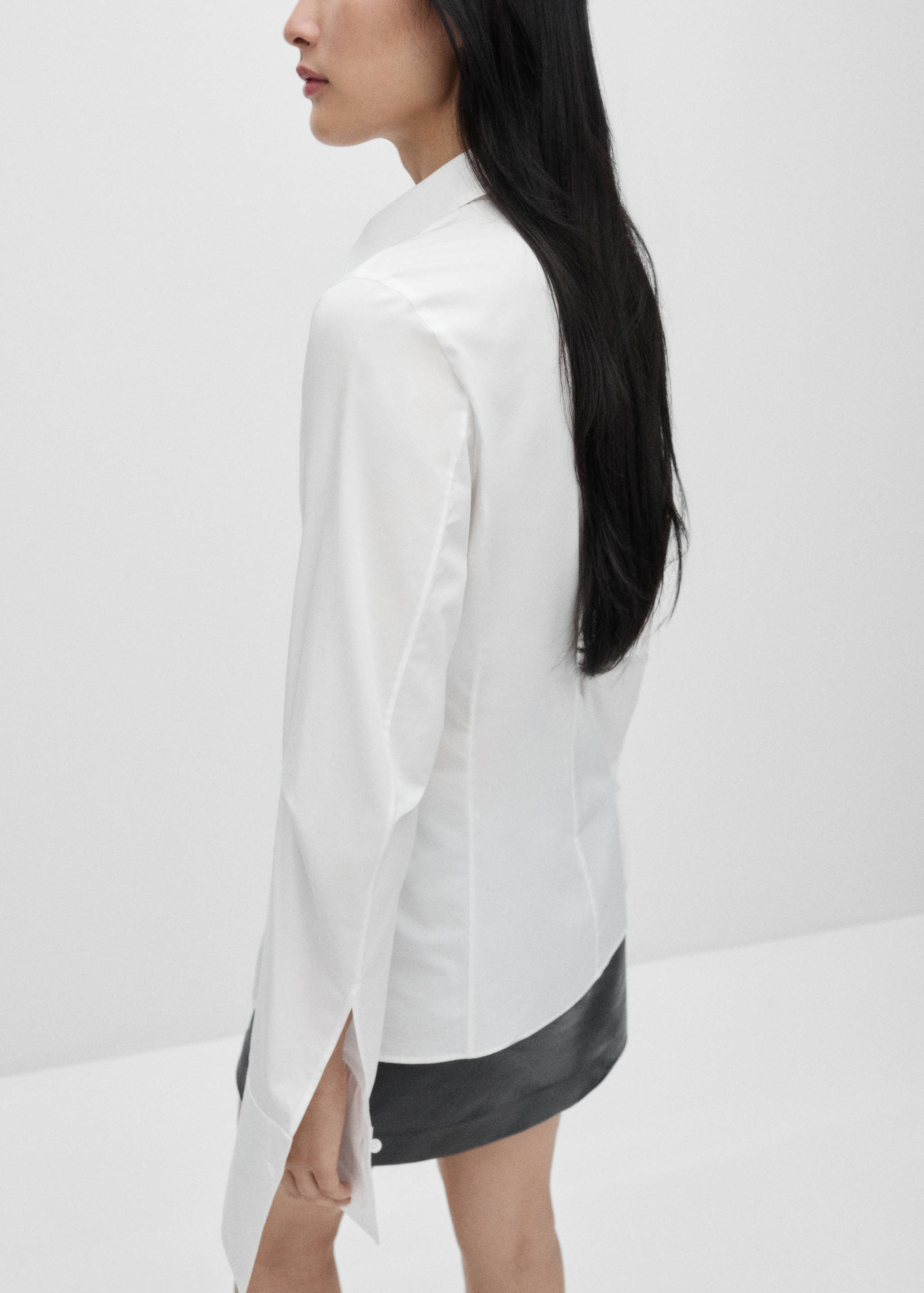 Cotton shirt with pleated detail - Reverse of the article