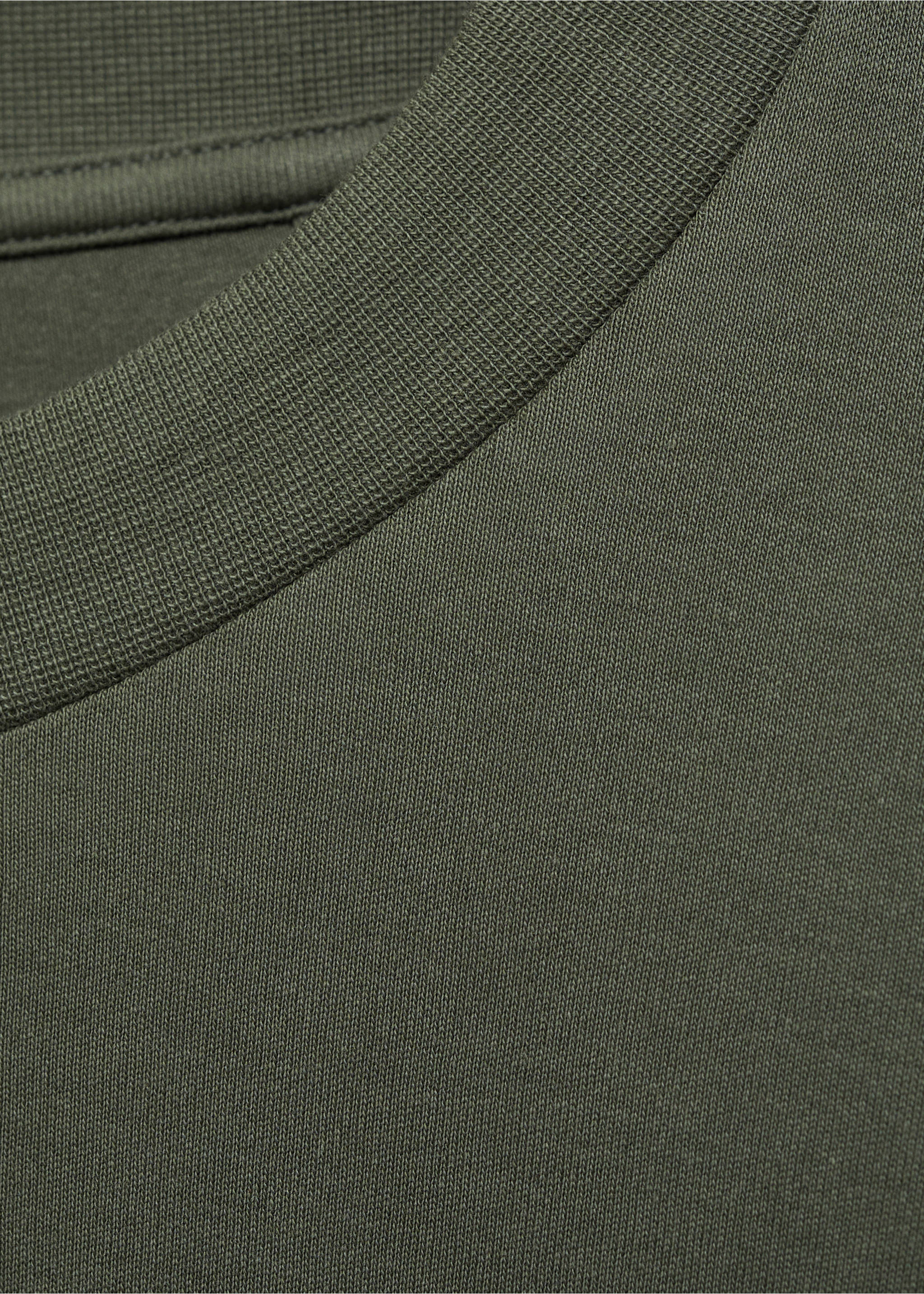 Camiseta 100% algodón manga larga - Detalle del artículo 8, Verde bosque. Ref: 77097111-00.