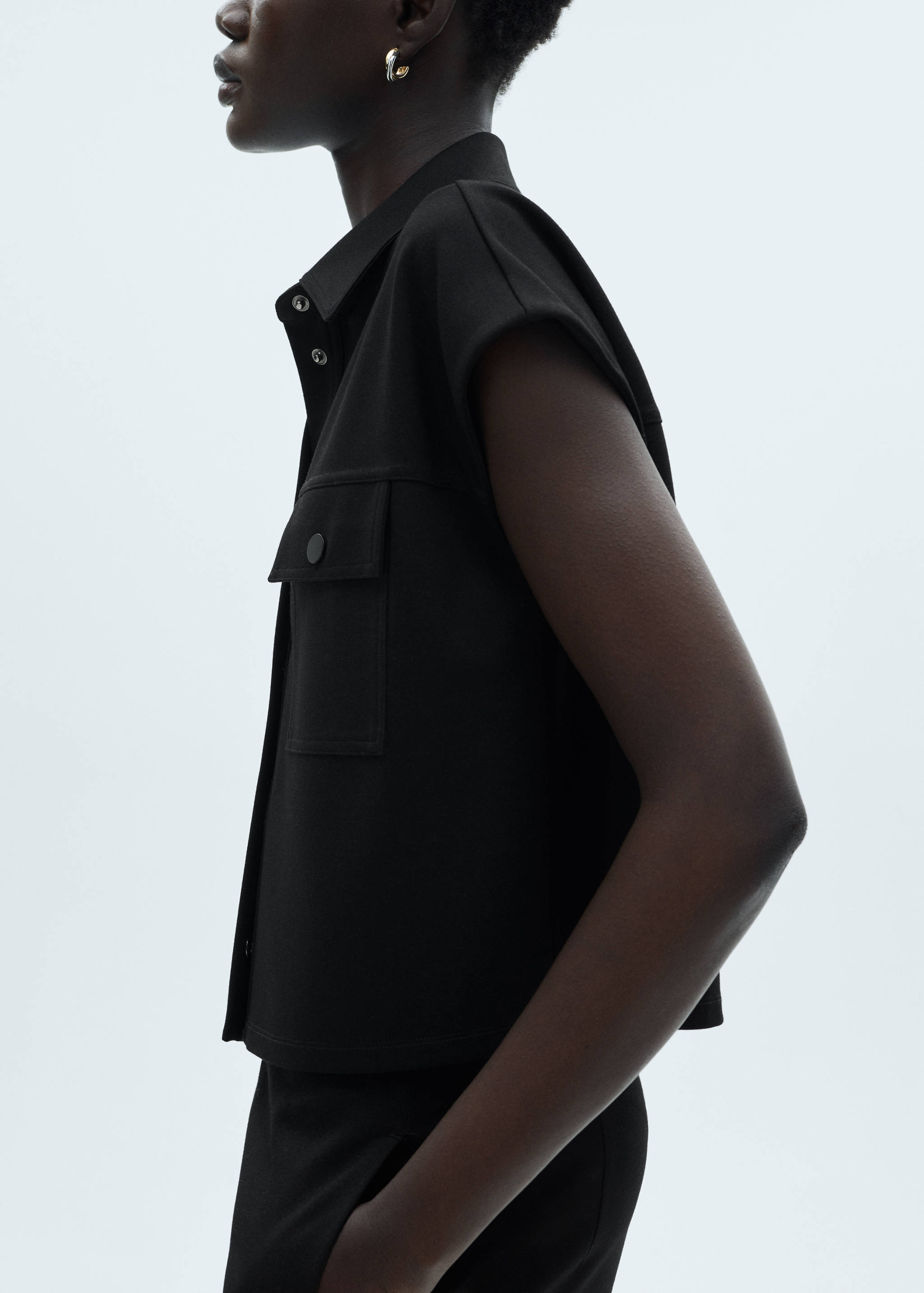 Chaleco botones bolsillos - Detalle del artículo 6