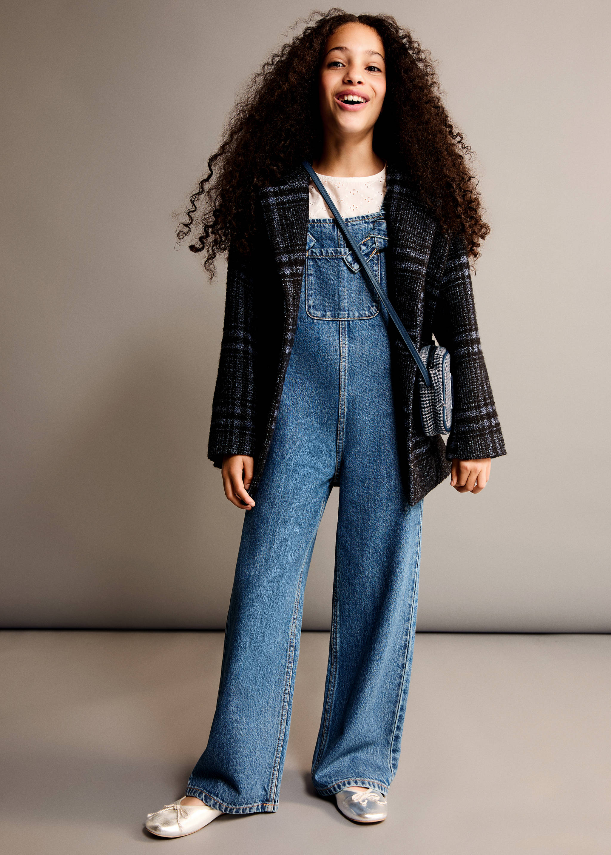 Long denim dungarees - General plane