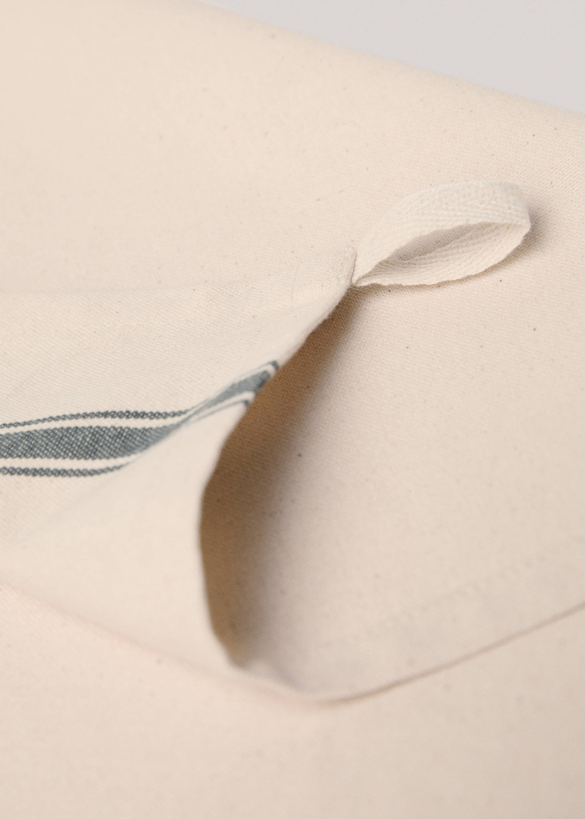 Küchentuch aus 100 % Baumwolle mit Streifendetail - Detail des Artikels 2