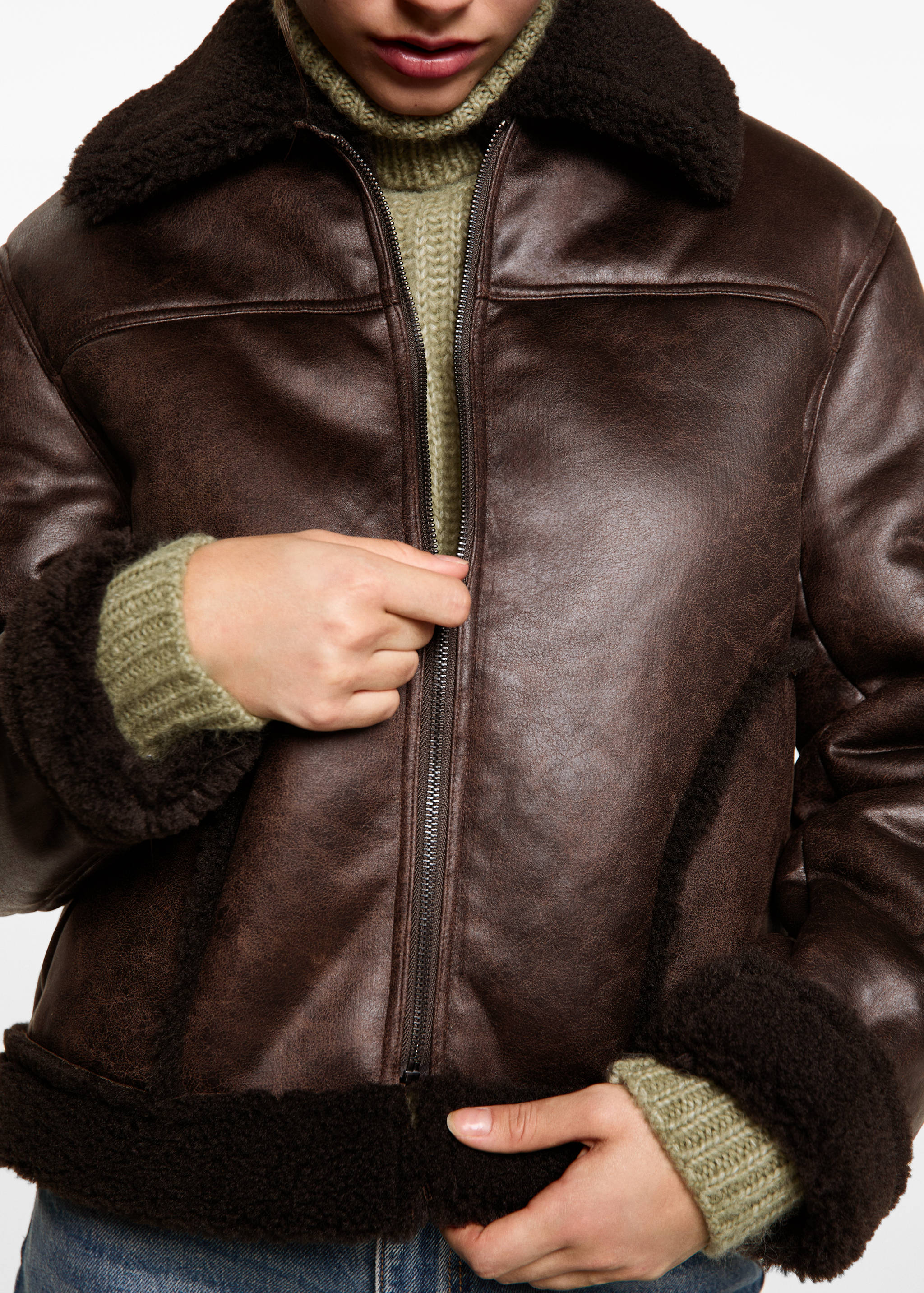 Cazadora efecto piel borreguito - Detalle del artículo 6