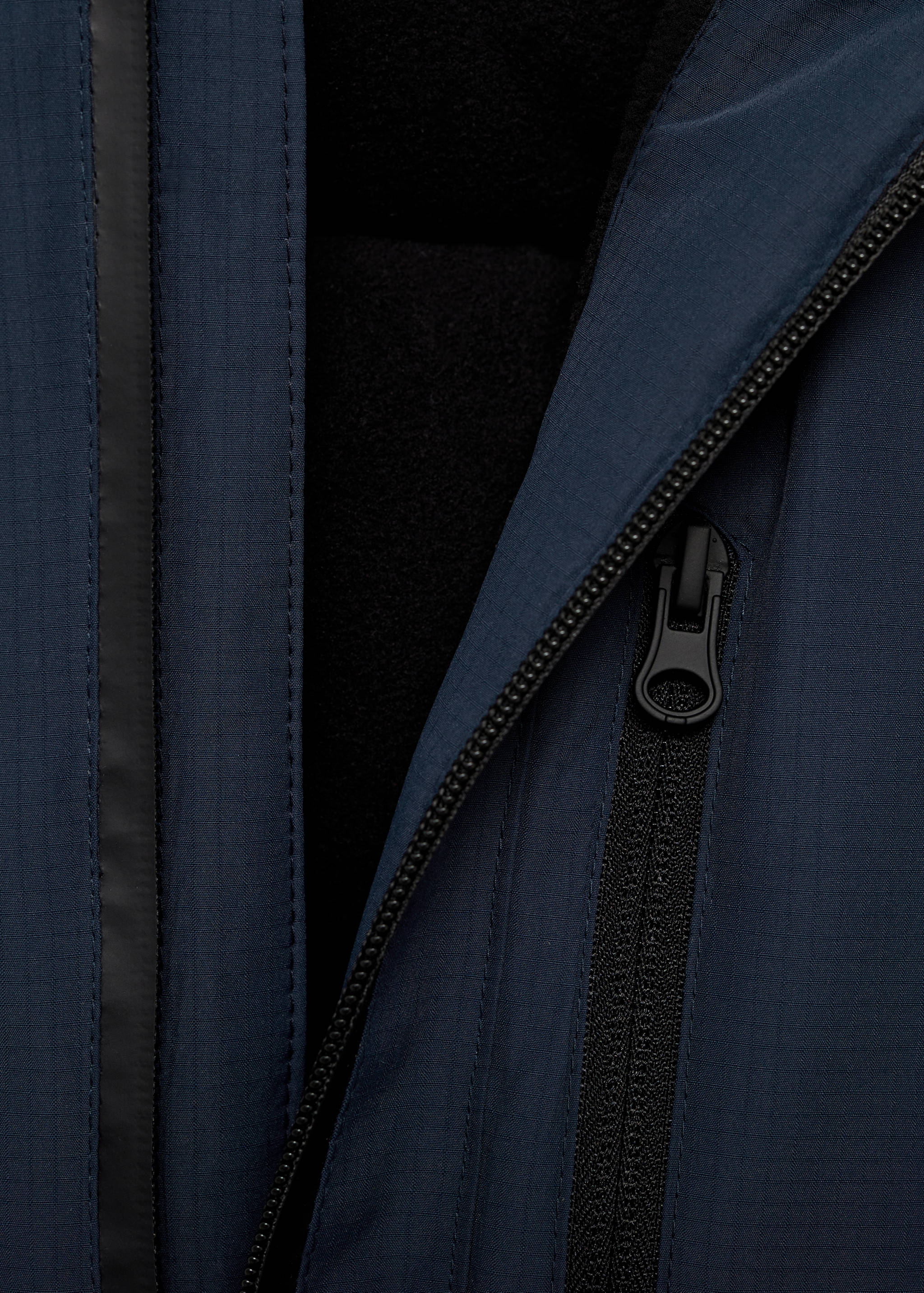 Anorak matelassé à capuche - Détail de l'article 8