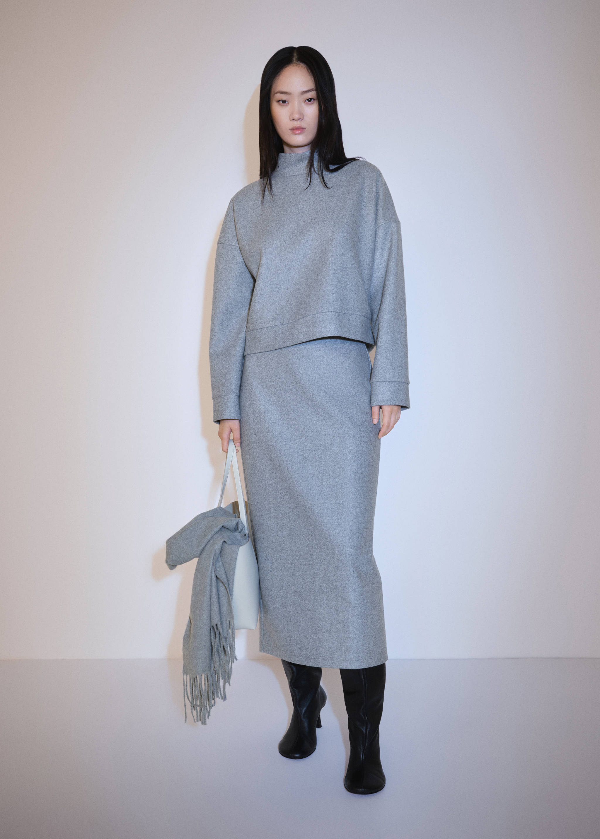 Миди-юбка из флиса - Общий план