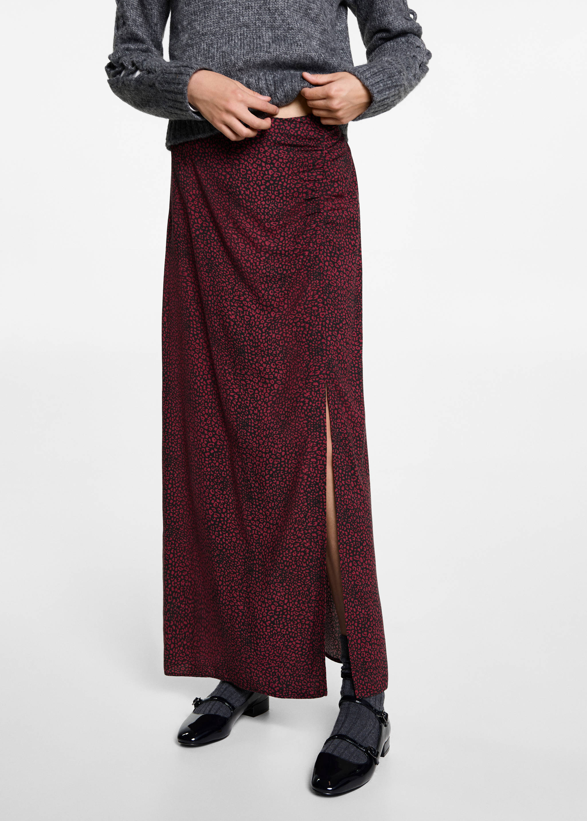 Falda midi leopardo - Plano medio