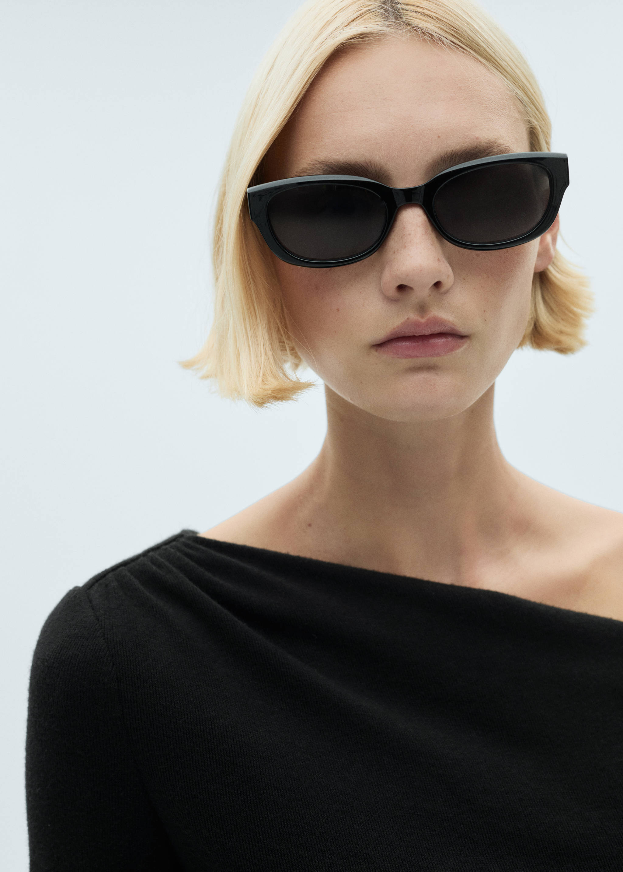 Asymmetrical combined dress - Details of the article 1