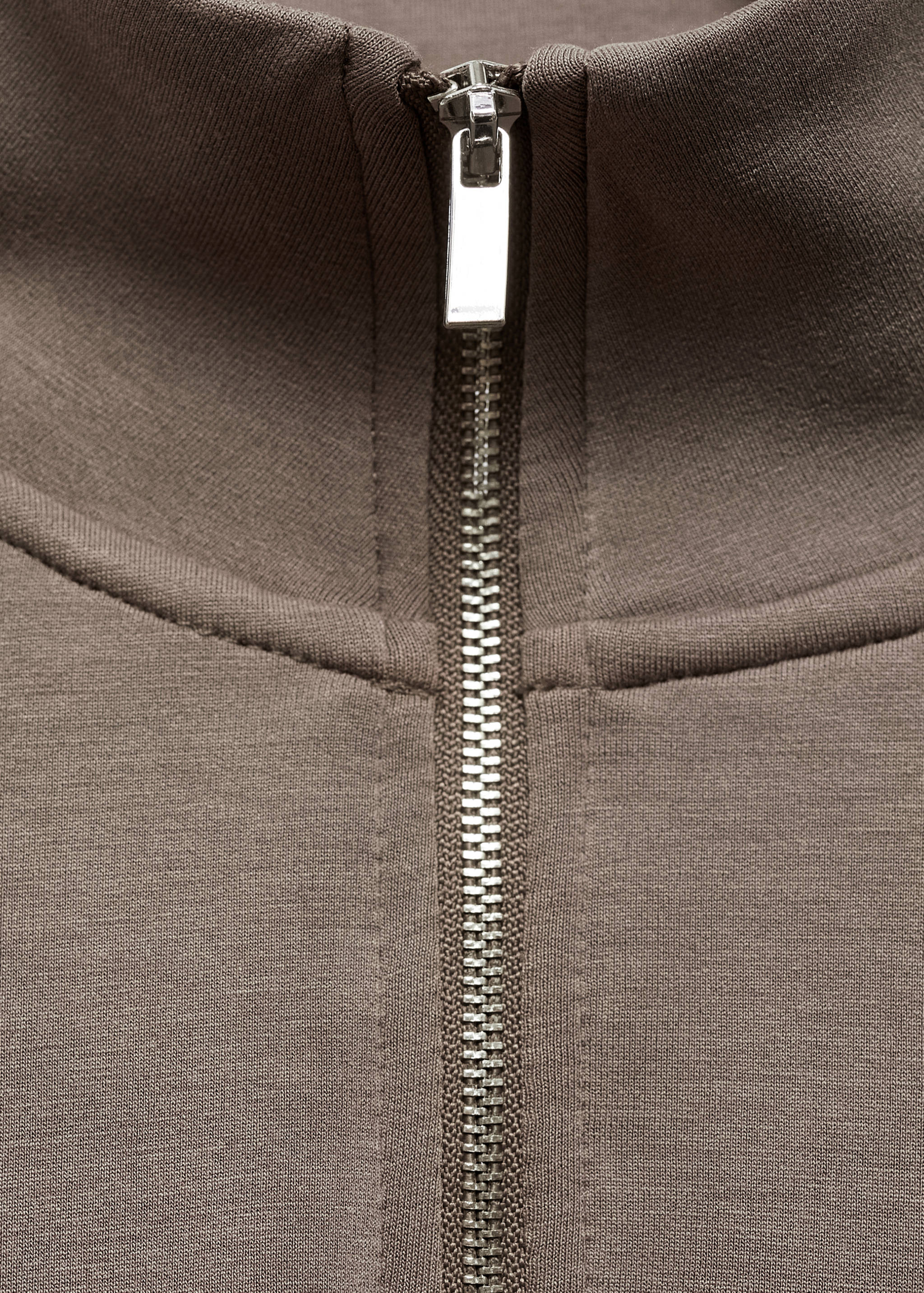 Turtleneck sweatshirt with zip - Details of the article 8