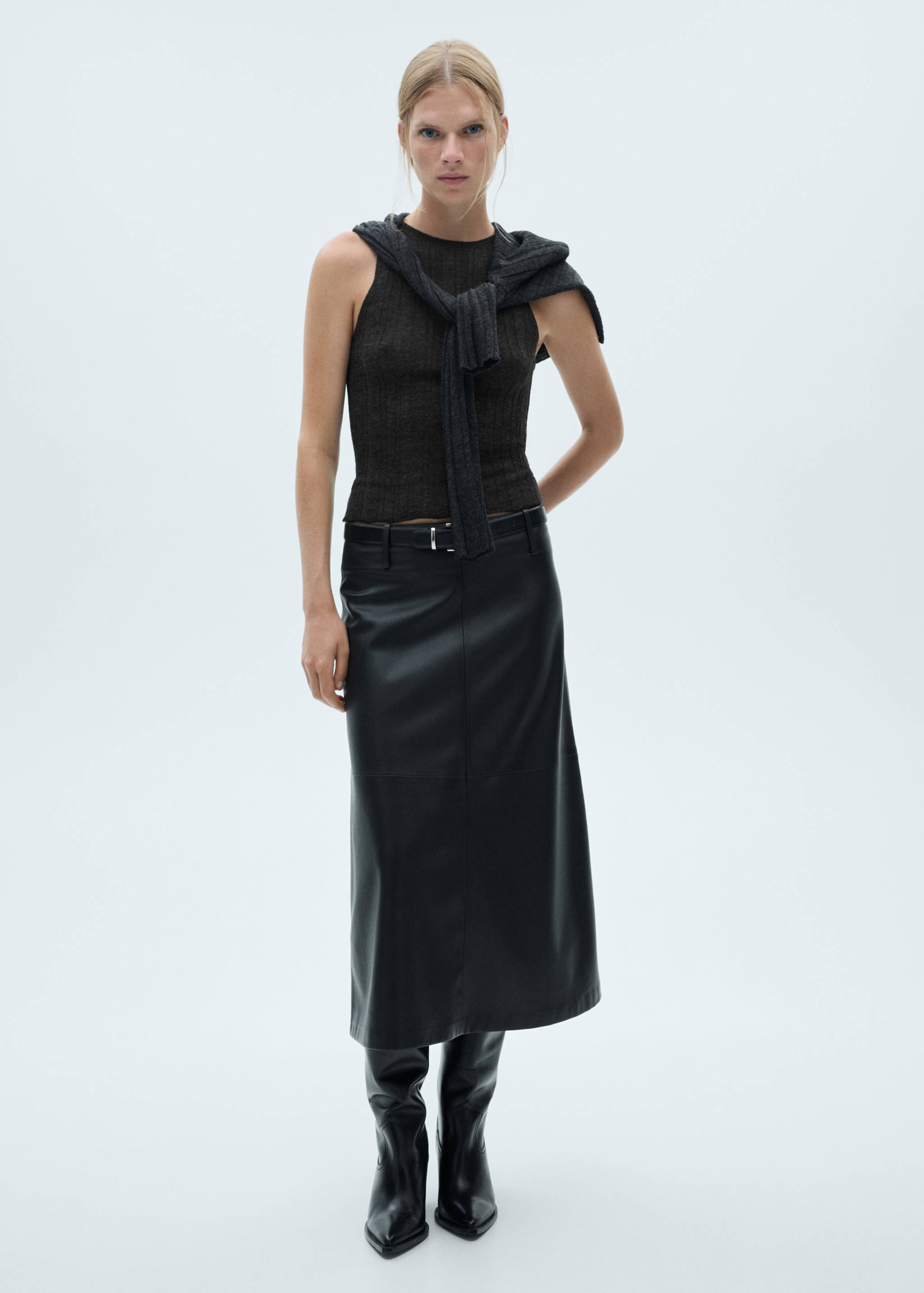 Knit halter top - General plane