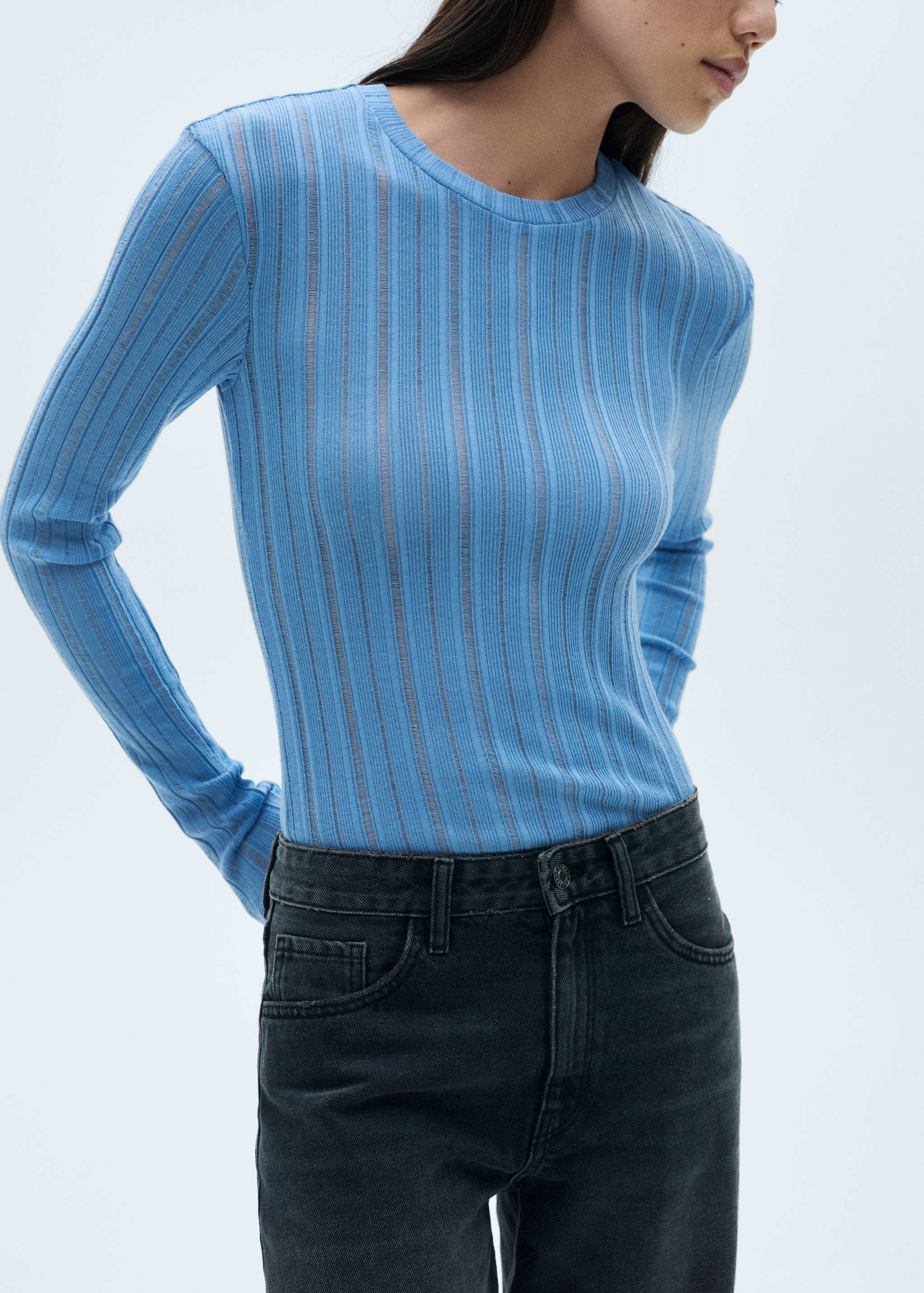 Camiseta manga larga - Plano medio