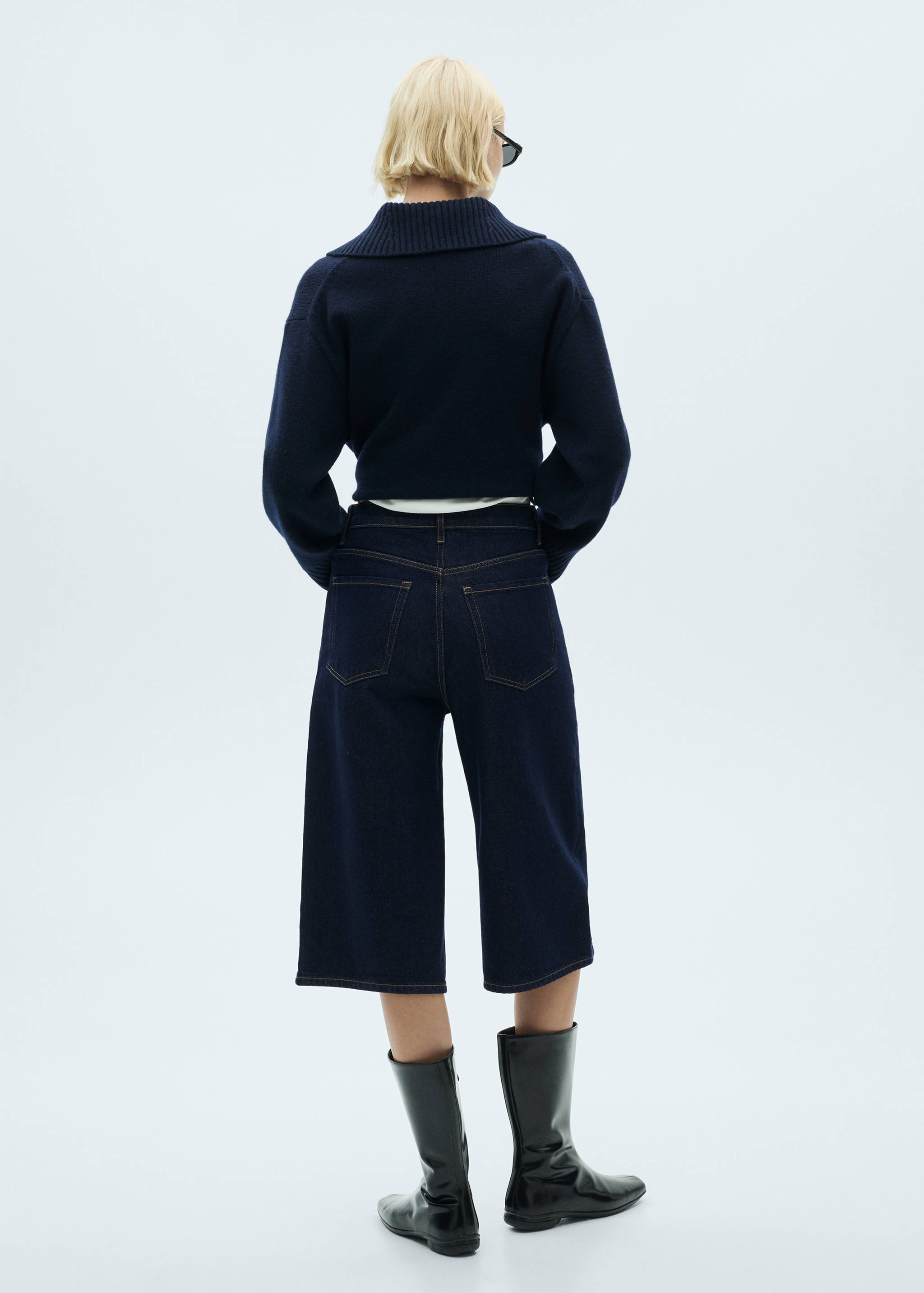 Rinse-wash denim bermuda shorts - Reverse of the article