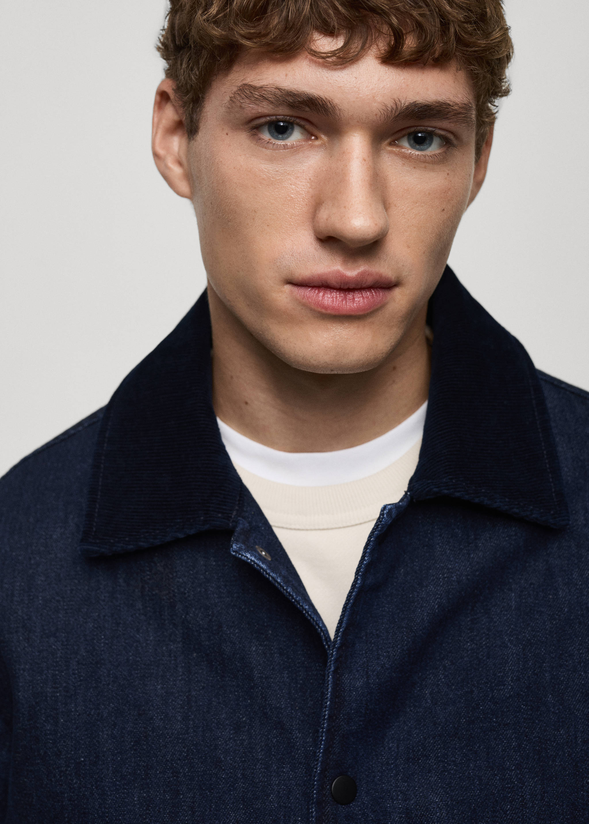 Corduroy collar denim jacket - Details of the article 1