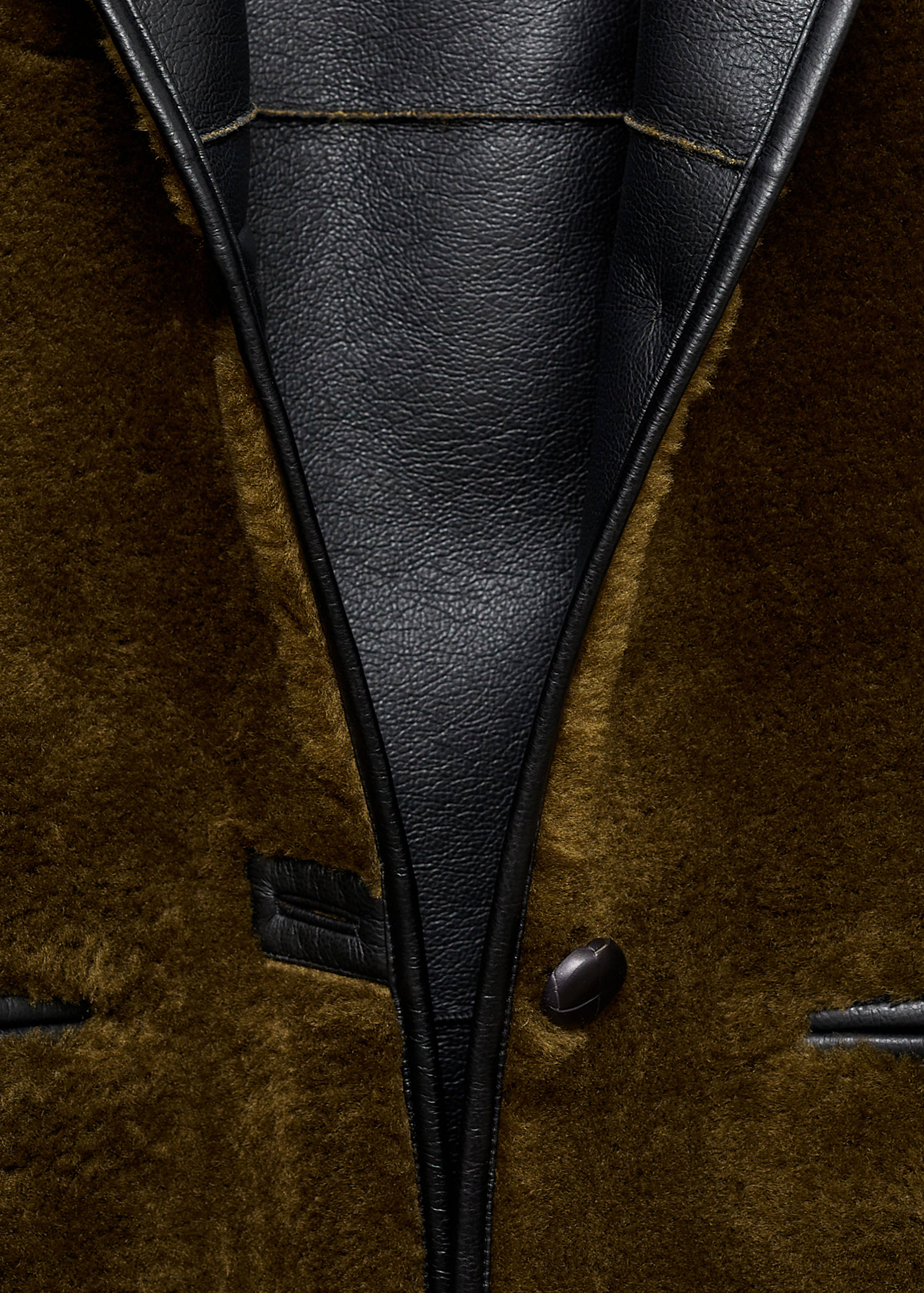 Faux-fur coat with appliqués - Details of the article 0