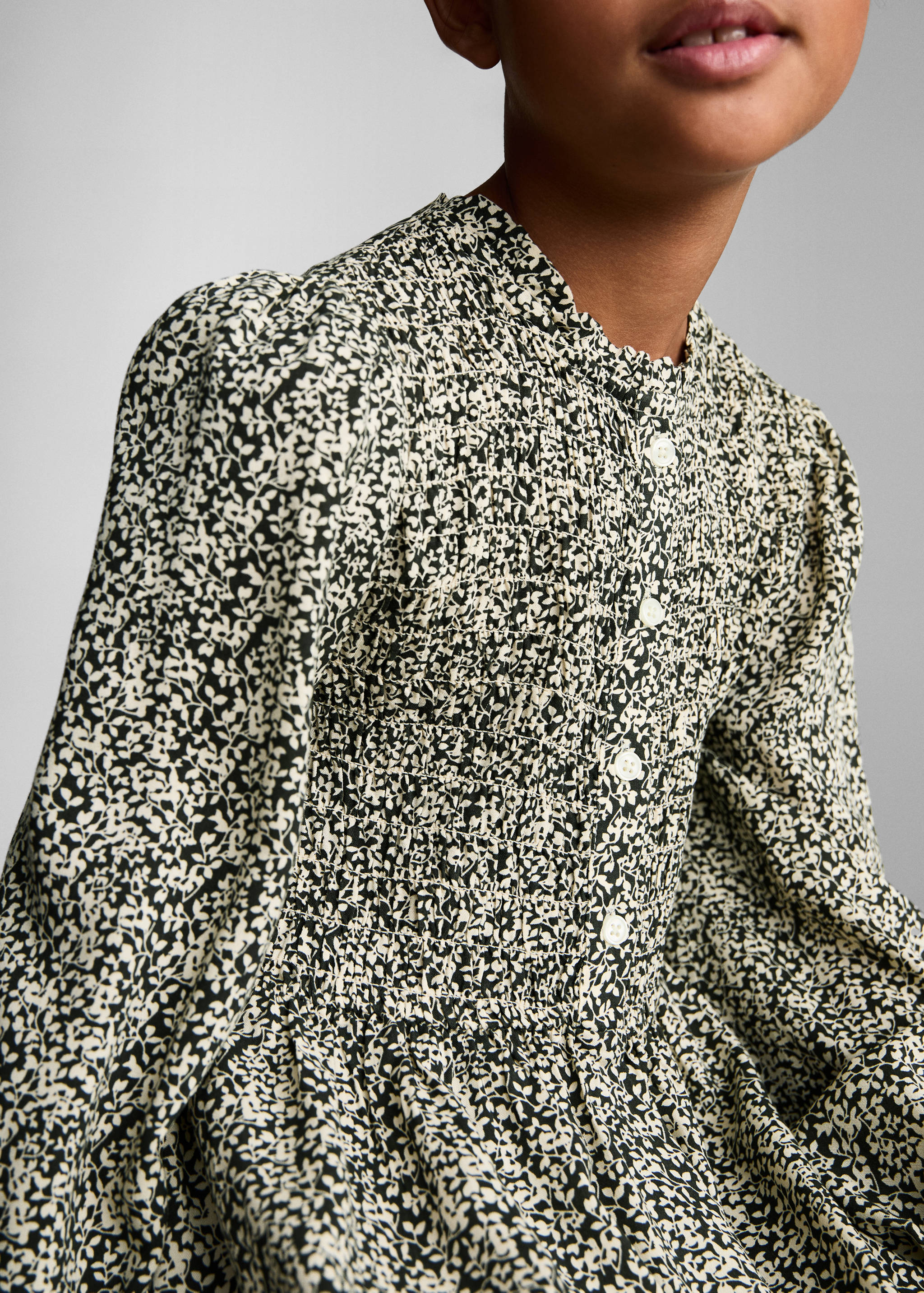 Buttoned printed dress - Details of the article 6