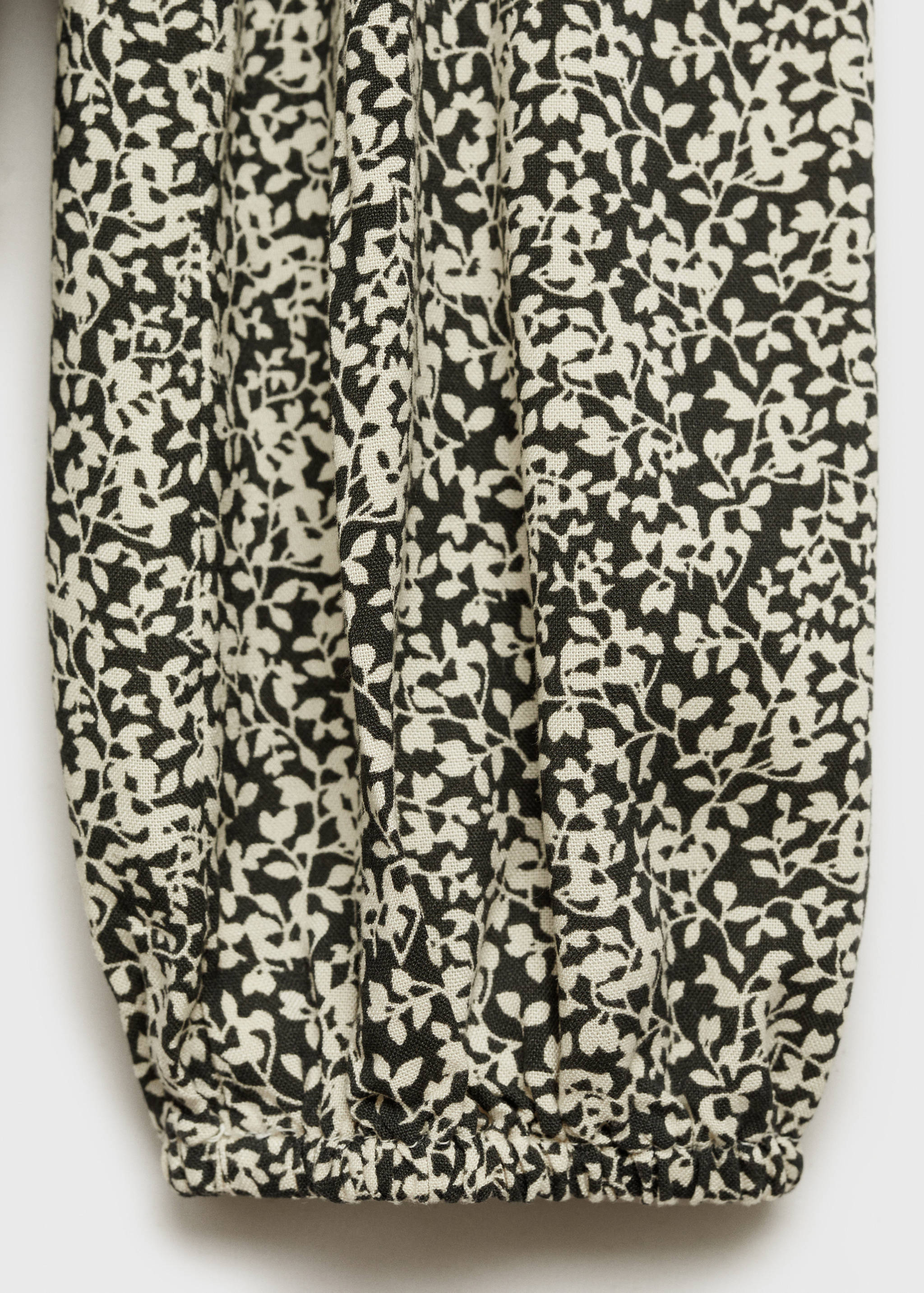 Buttoned printed dress - Details of the article 0