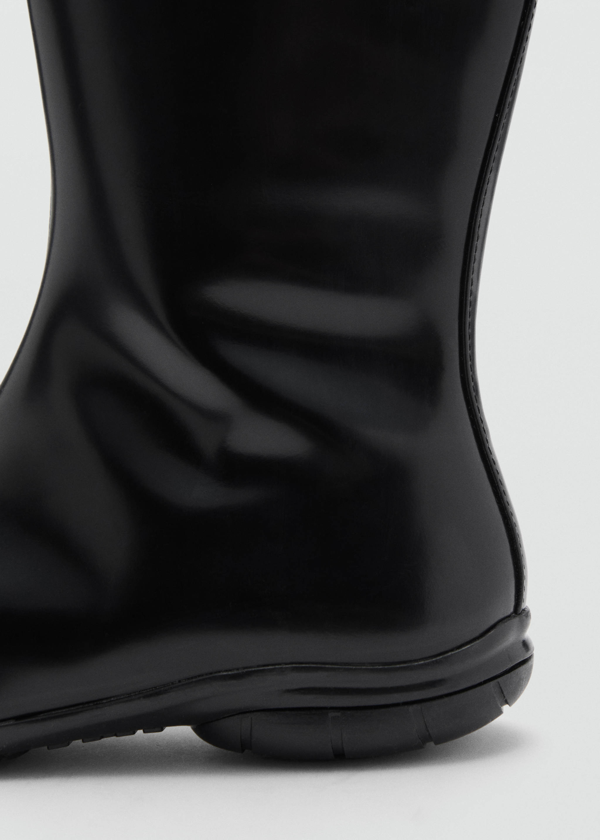 Squared toe leather ankle boots - Details of the article 1