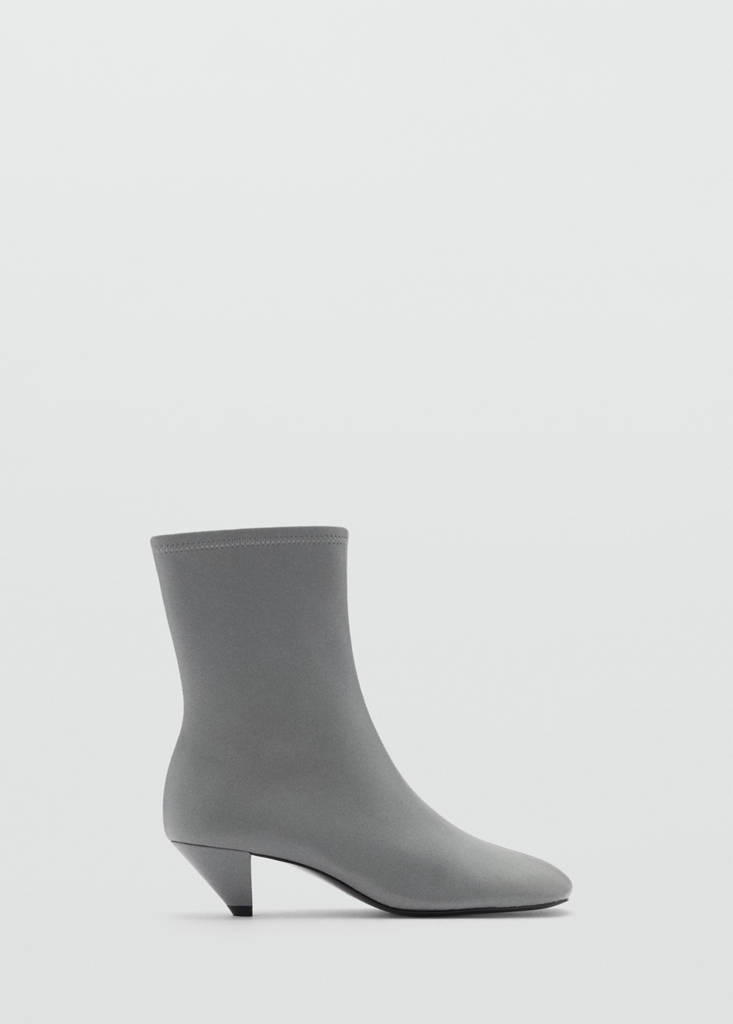 Squared toe leather ankle boots — Grey