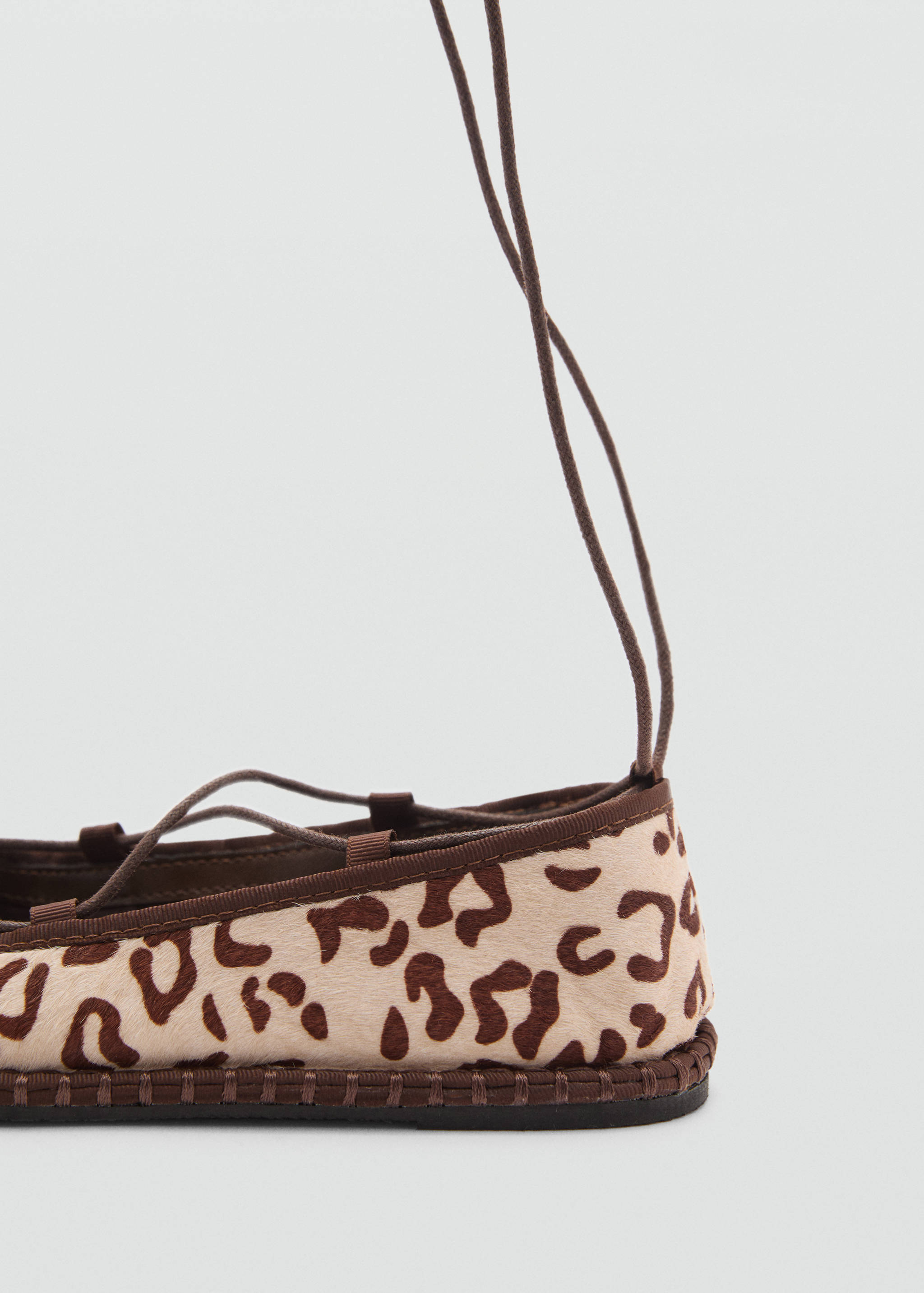 Leopard-print leather ballerinas - Details of the article 1