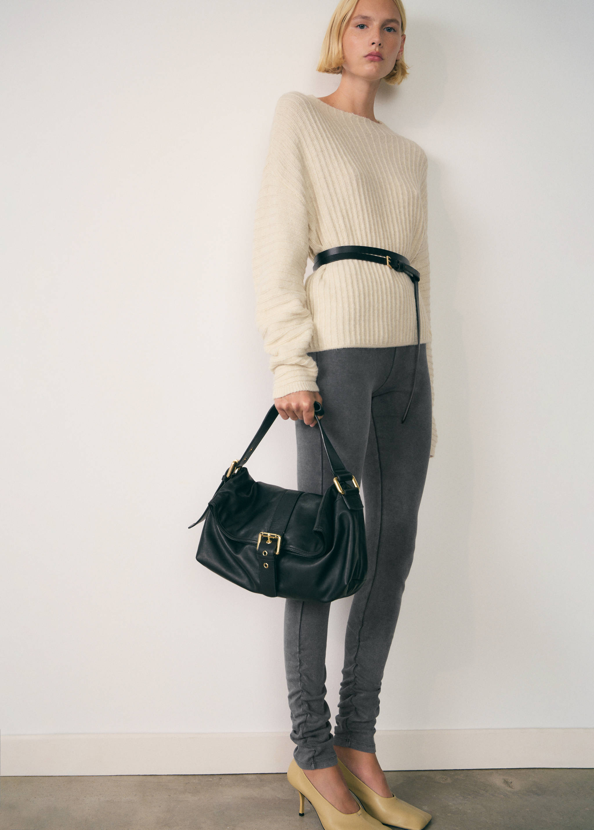 Ruched hem leggings - Details of the article 1