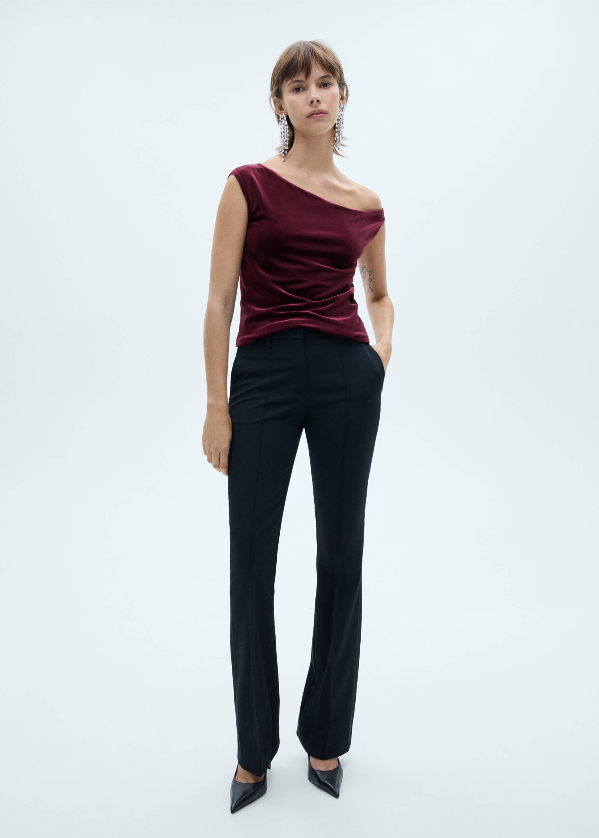 Asymmetric velvet top - General plane, Burgundy. Ref: 77098265-00.