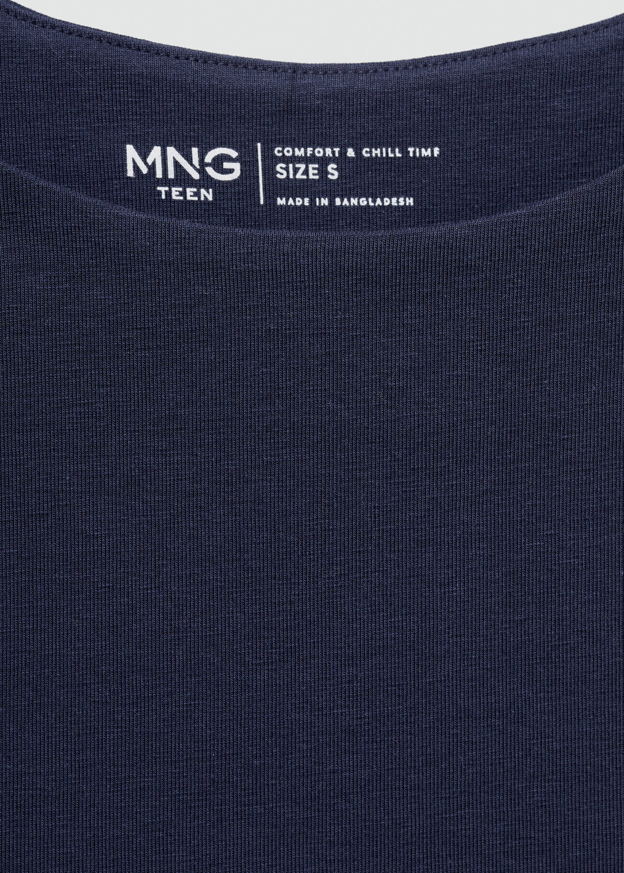 Sporty crop top - Details of the article 8