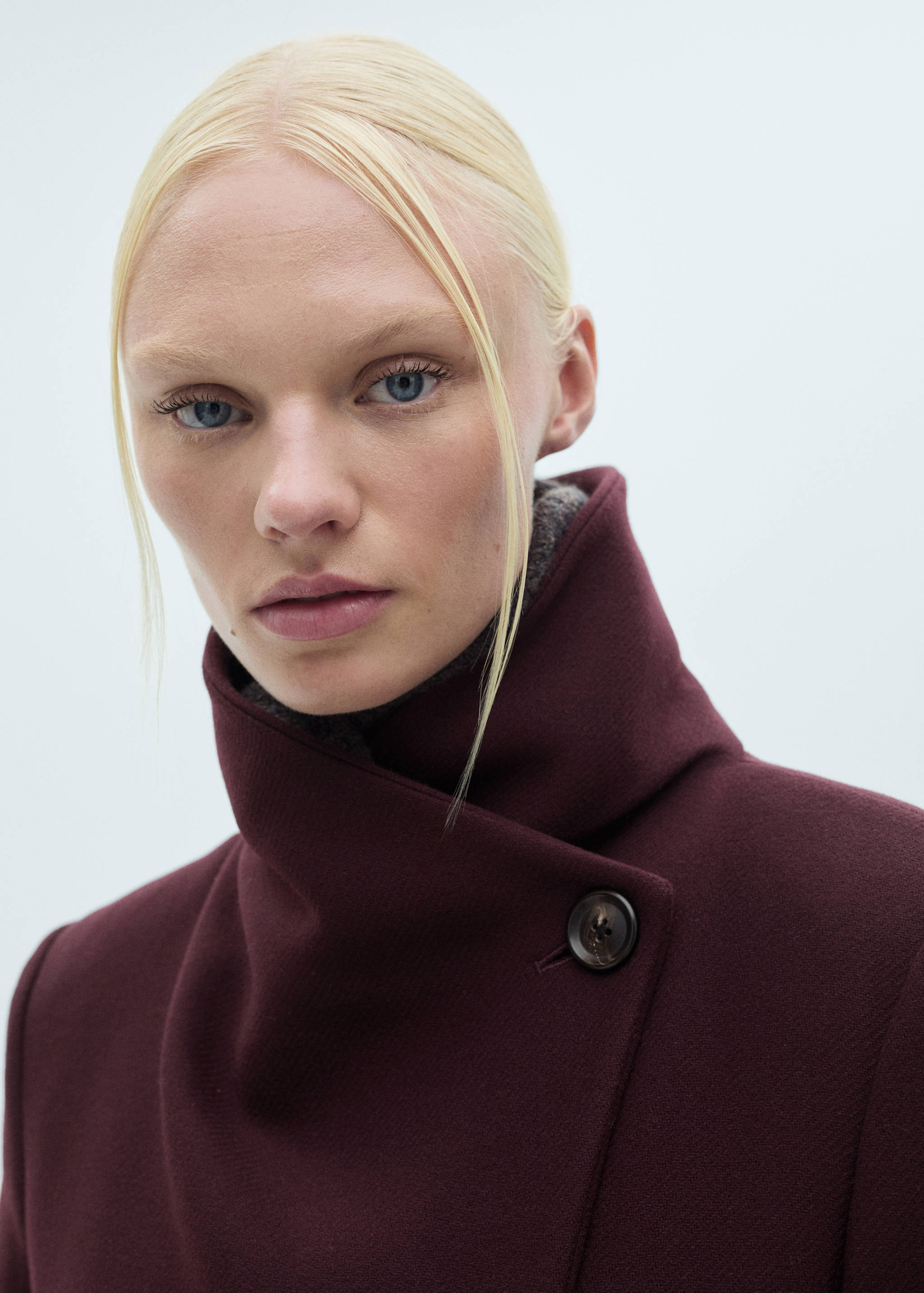 Manteco wool coat with belt - Details of the article 1