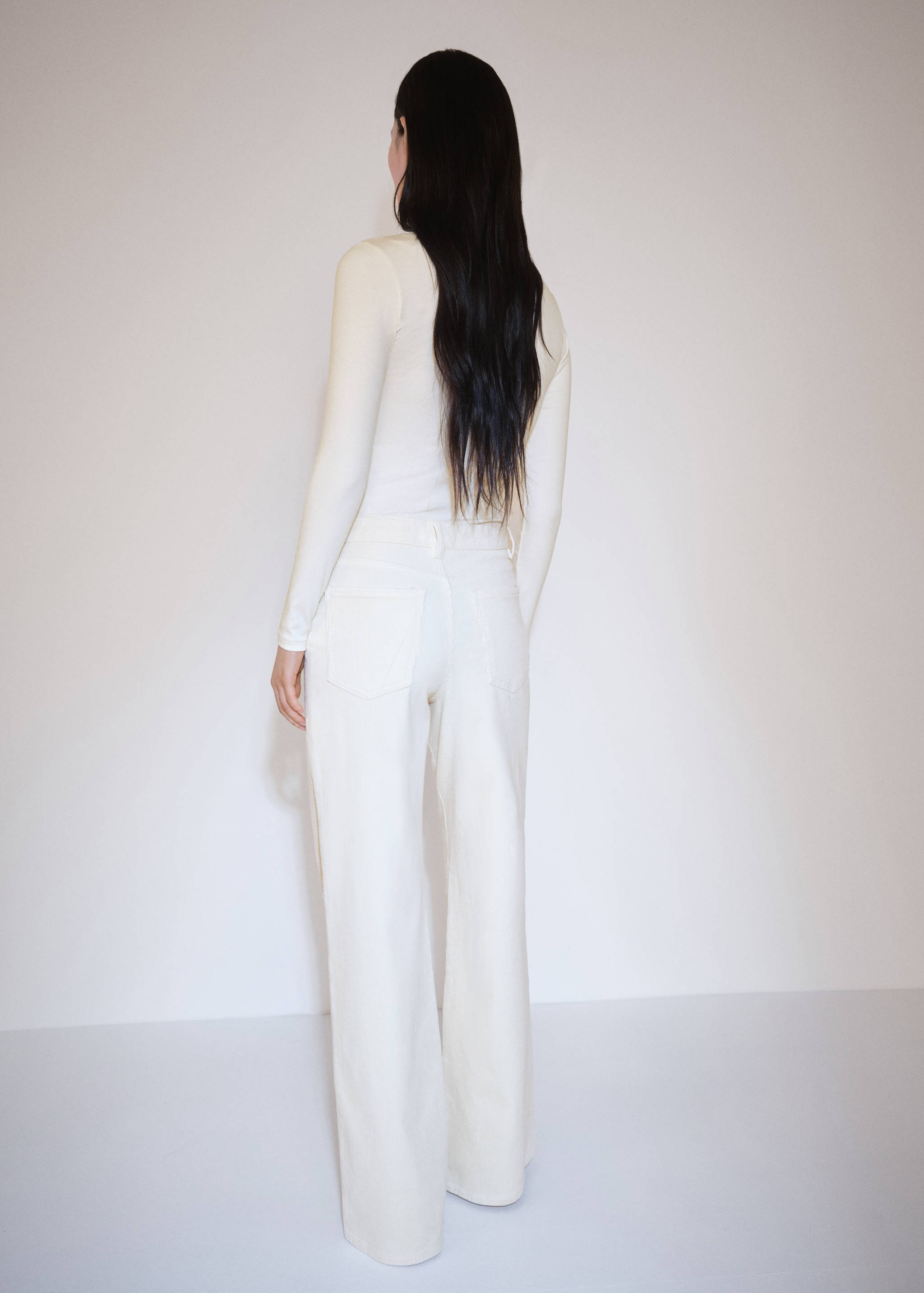 T-shirt manches longues col V - Verso de l’article