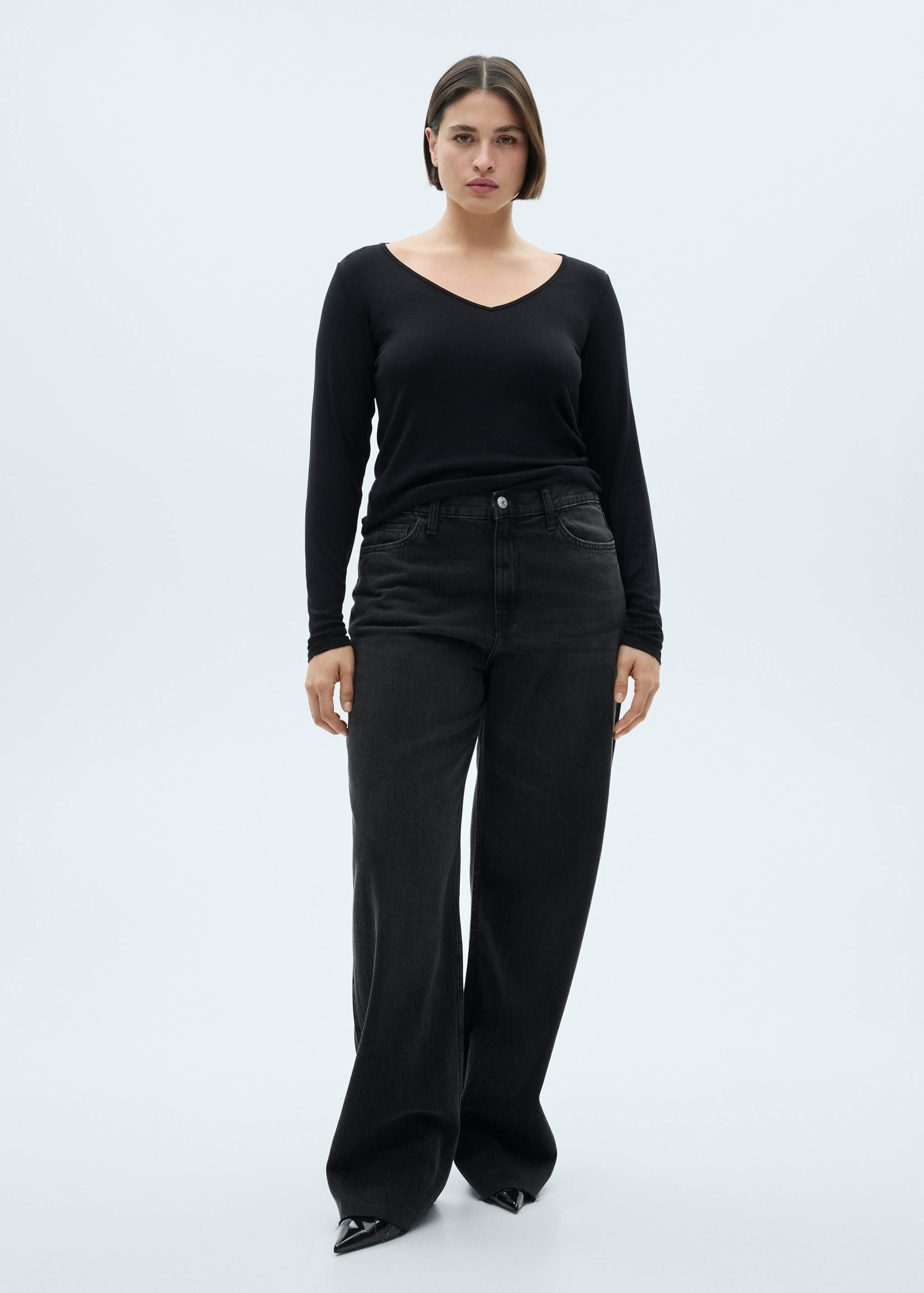 T-shirt manches longues col V - Détail de l'article 3